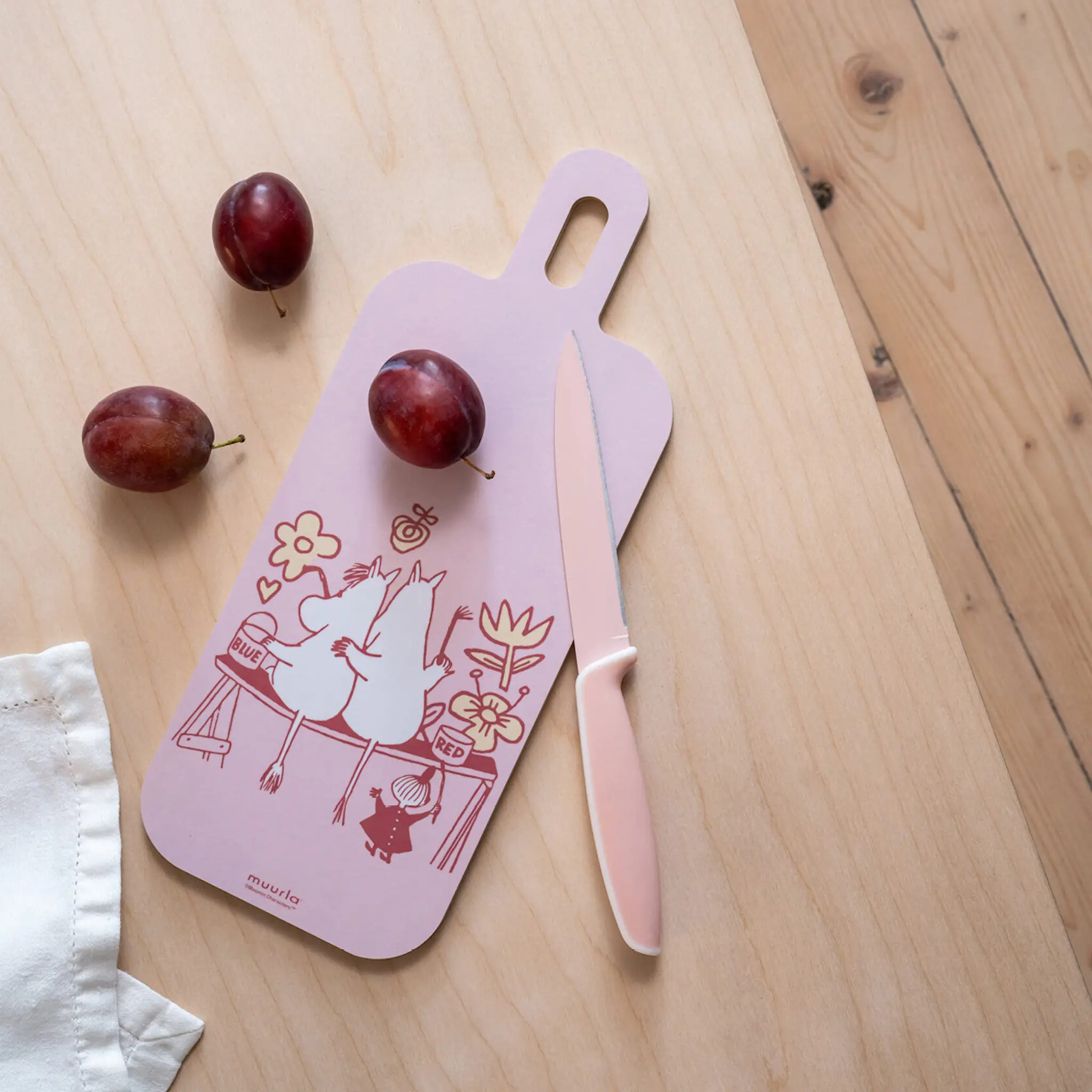 Muurla Mummi skjærefjøl/servertingsbrett 13x33 cm blomstereng hover