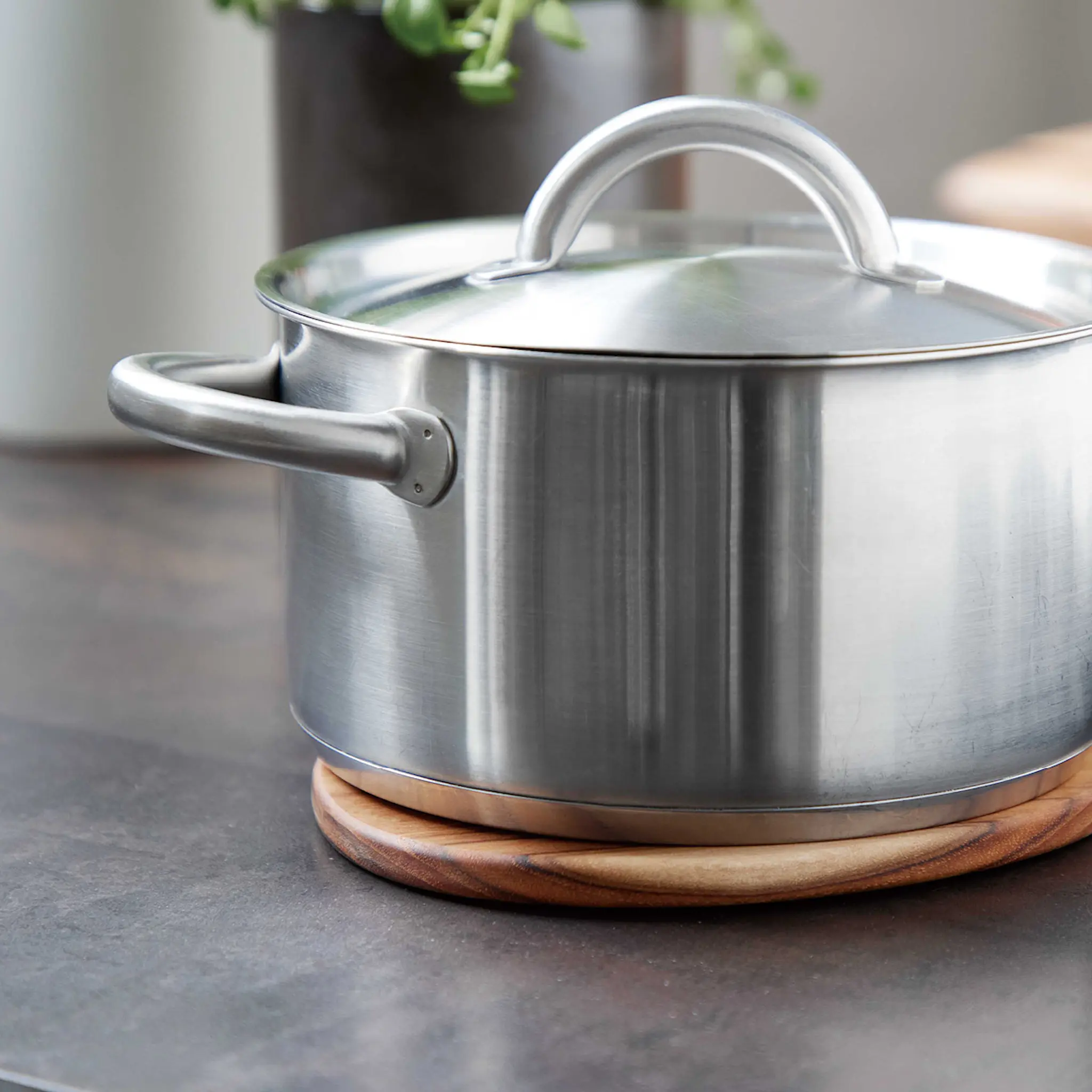 Aida RAW Teak magnetisk grytunderlägg 17,5x15 cm