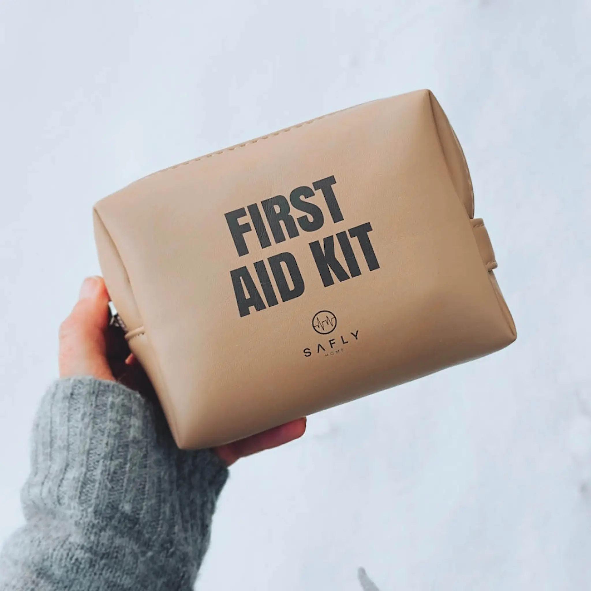 Safly Första hjälpen-kit To-Go 14x4,5x11 cm sand