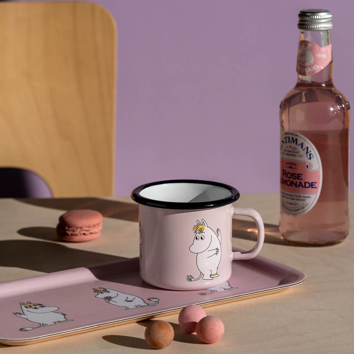 Muurla Mumin bricka  27x13 cm Retro Snorkfröken rosa