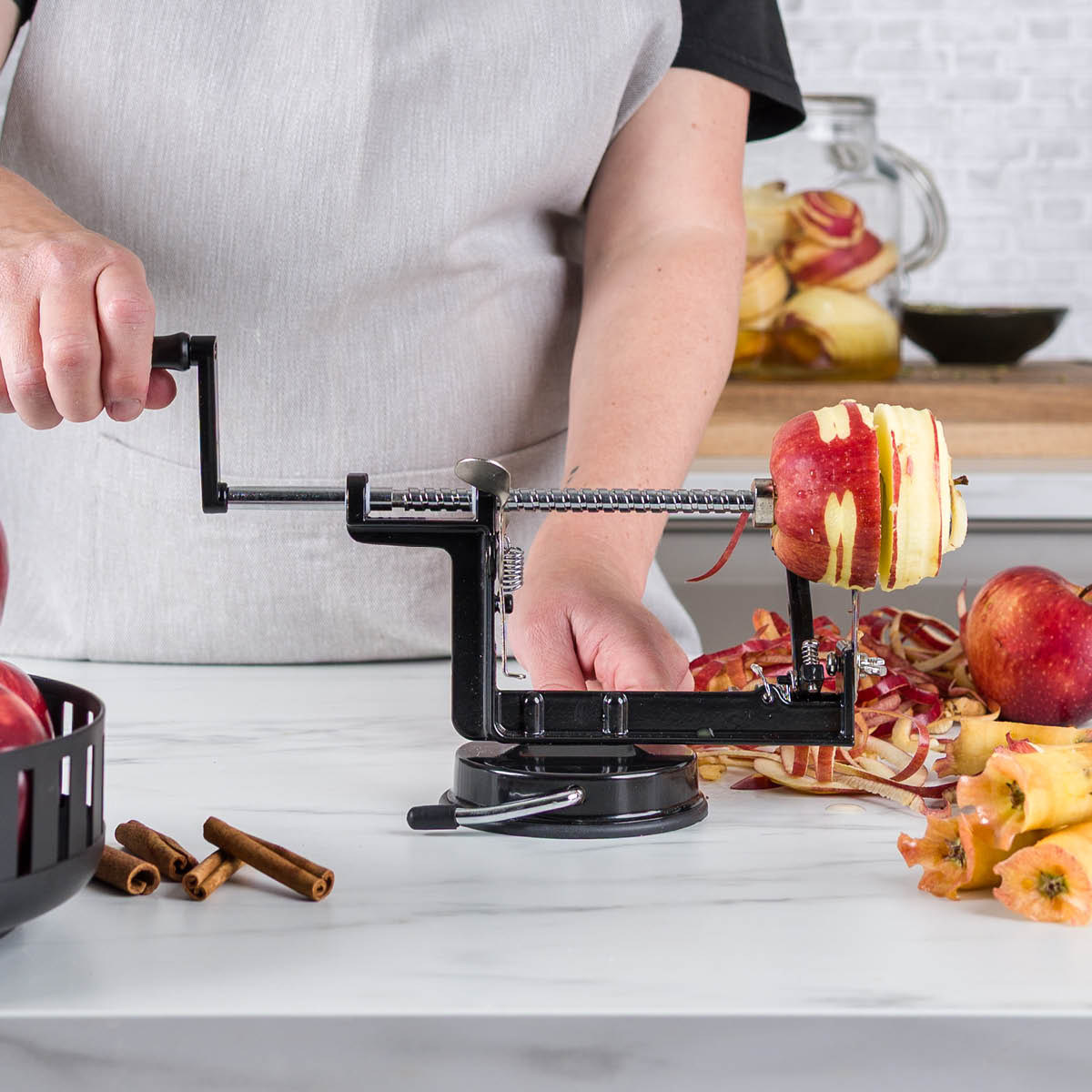 Modern House Sogn skreller 30 cm svart/børstet