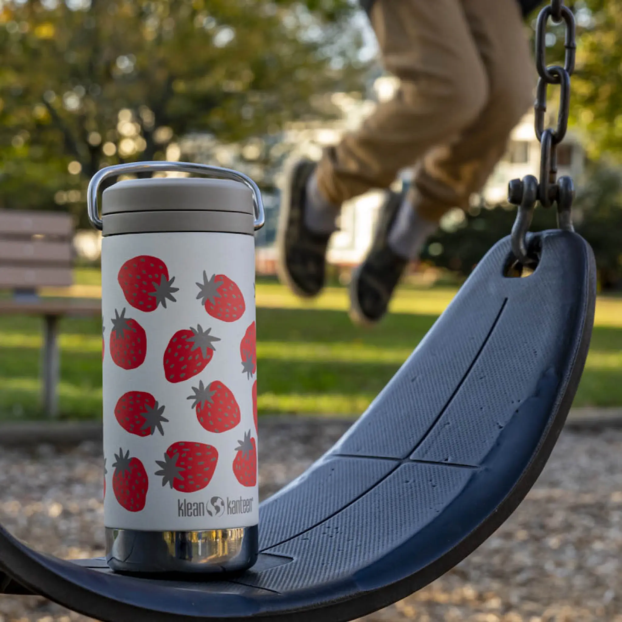 Klean Kanteen TKWide termosmugg 35 cl med vridlock Strawberries