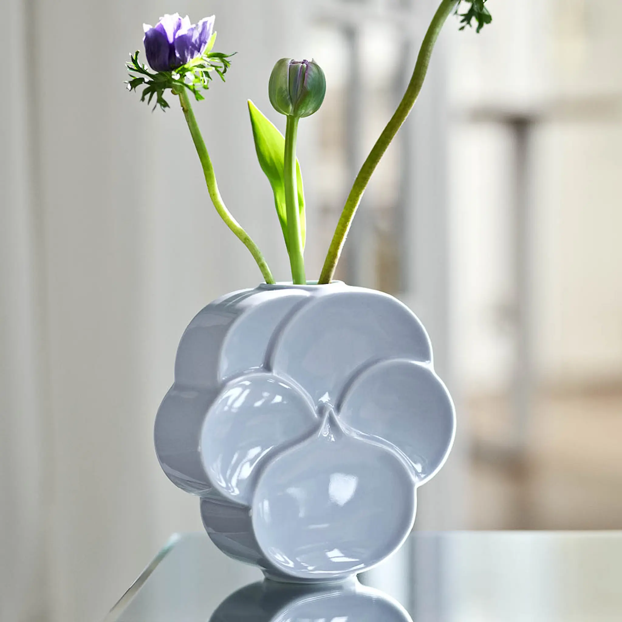 Lyngby Porcelæn Flower vas pensé 17 cm blå