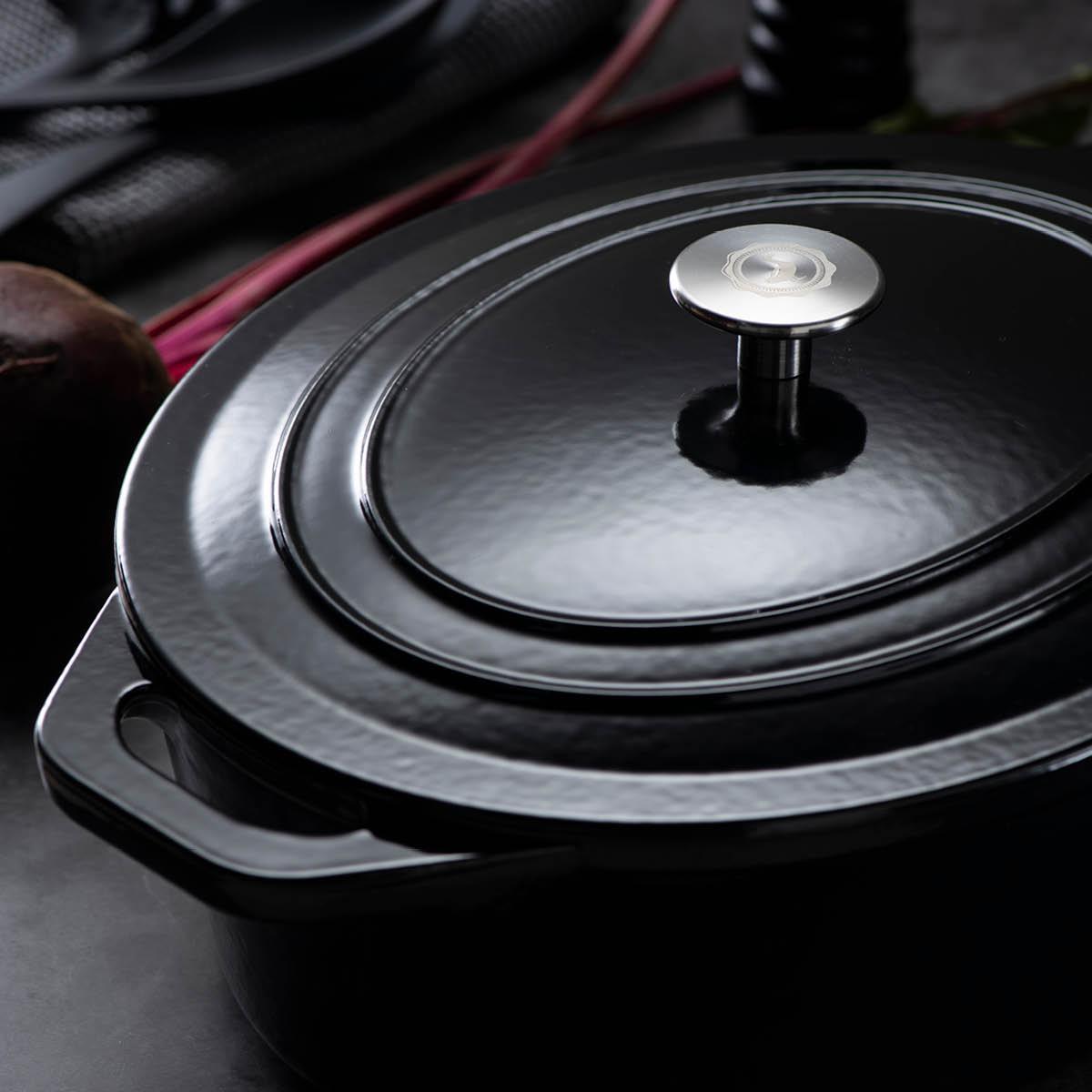 Anders Petter Stenfors støpejernsgryte oval 6,3L svart