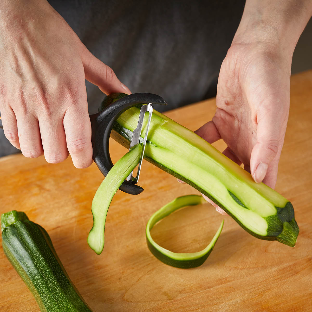 Fiskars Functional Form skreller m/tverrgående blad