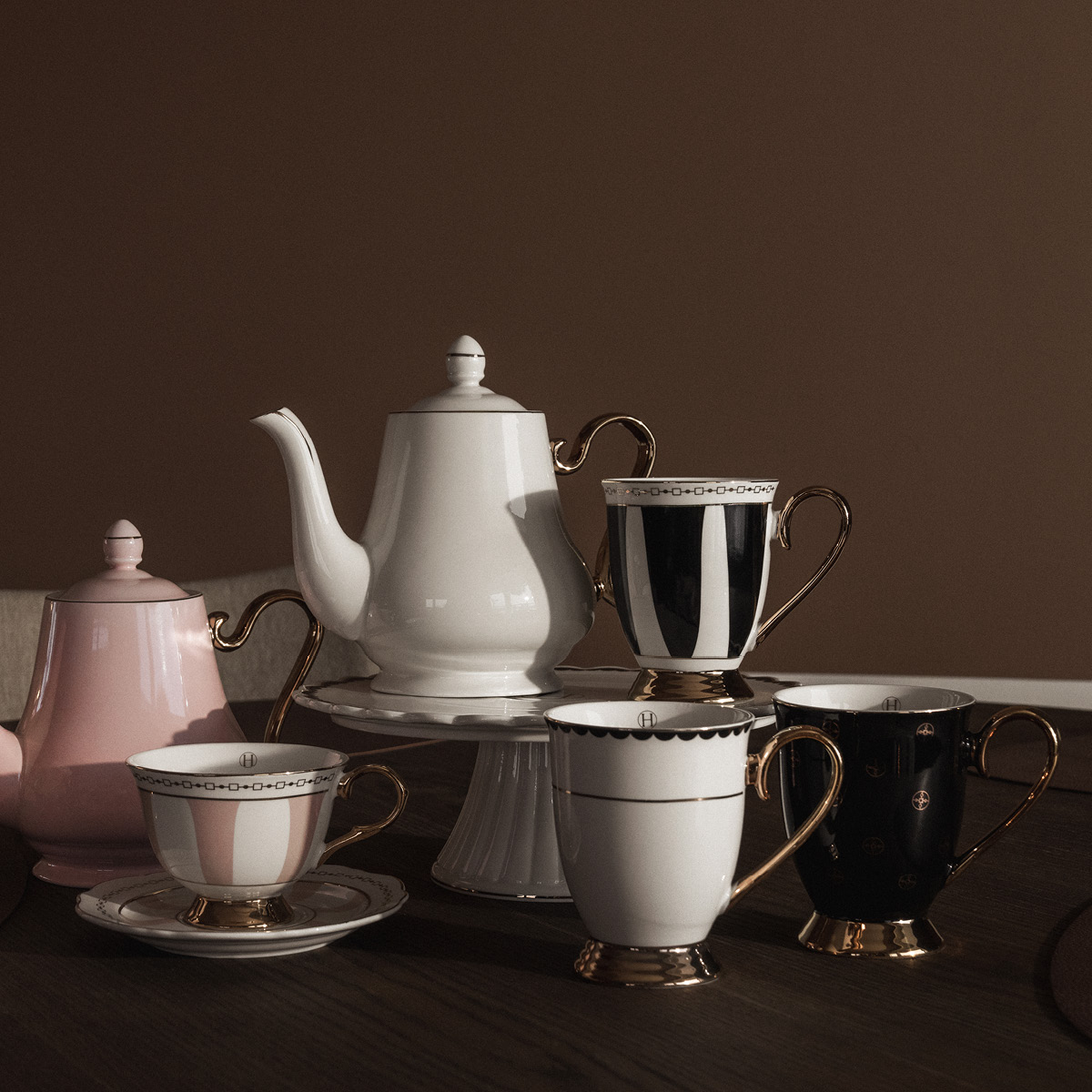 Hilke Strisce Nero Muki 28 cl Musta/Kulta