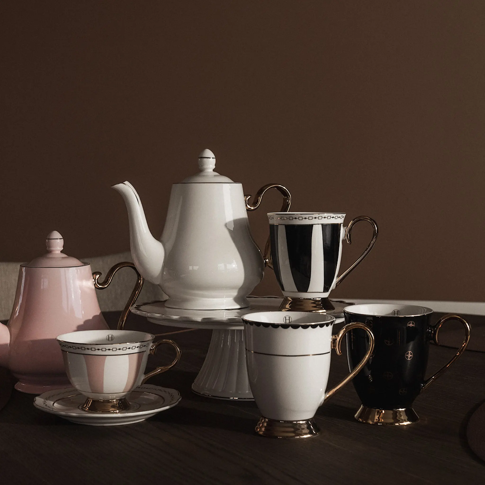 Hilke Strisce Nero Mugg 28 cl Svart/Guld