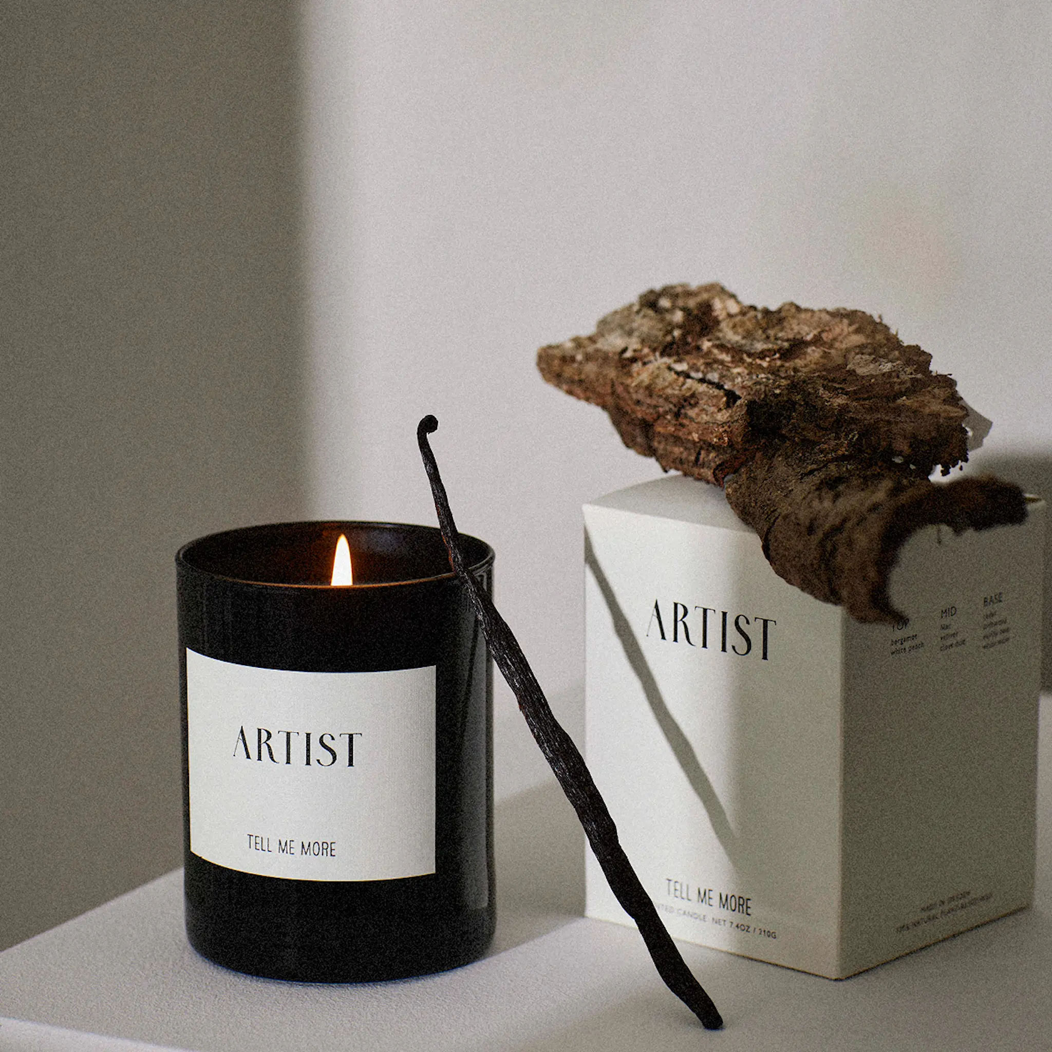 Tell Me More Tuoksukynttilö Artist