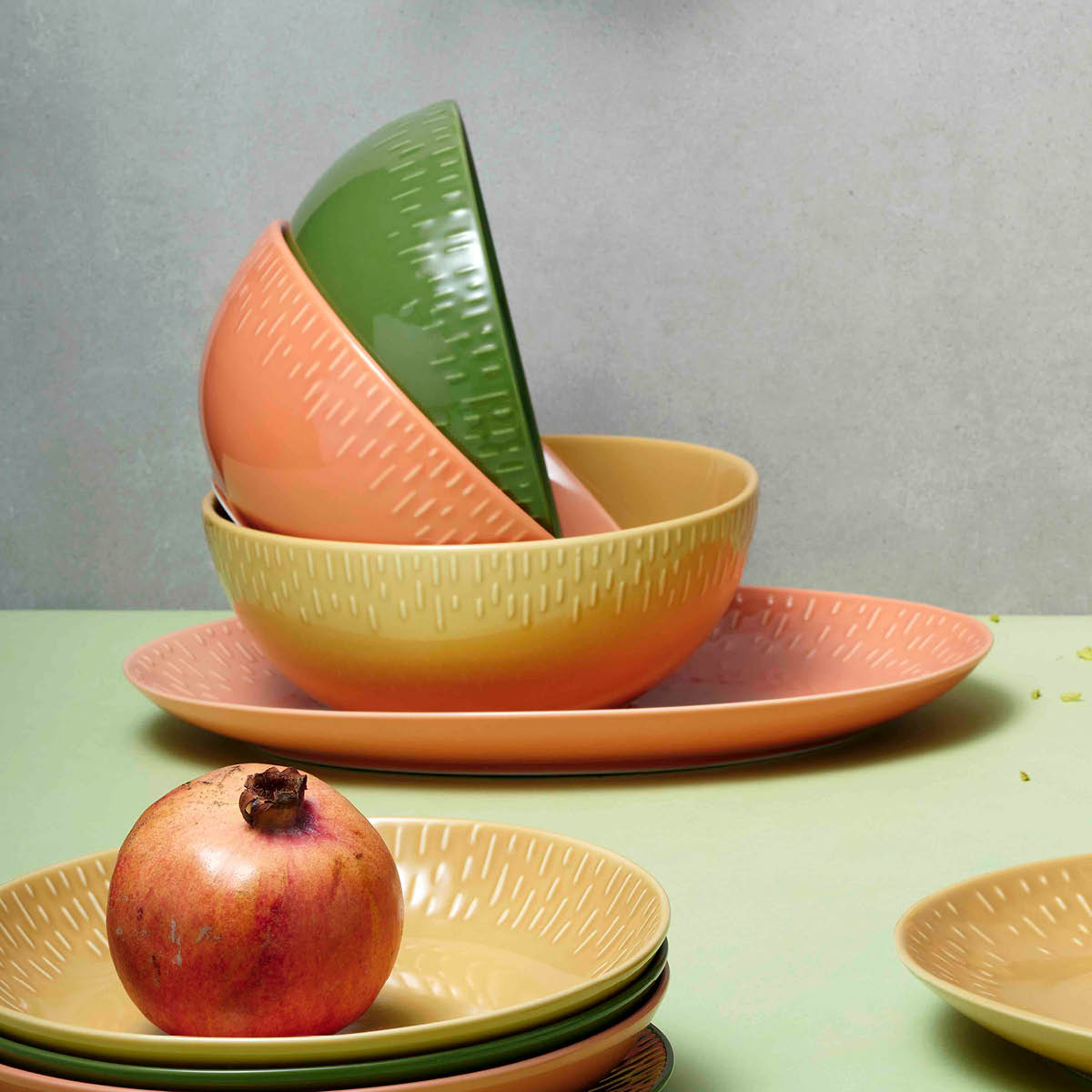 Aida - Life in colour Confetti Uppläggningsfat ovalt  36x25,5 cm Aprikos