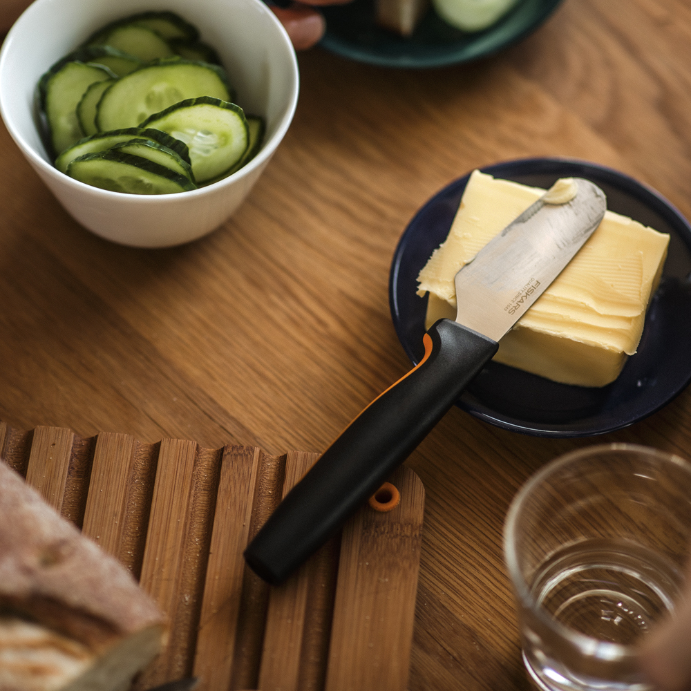 Fiskars Functional Form Smörkniv 8 cm