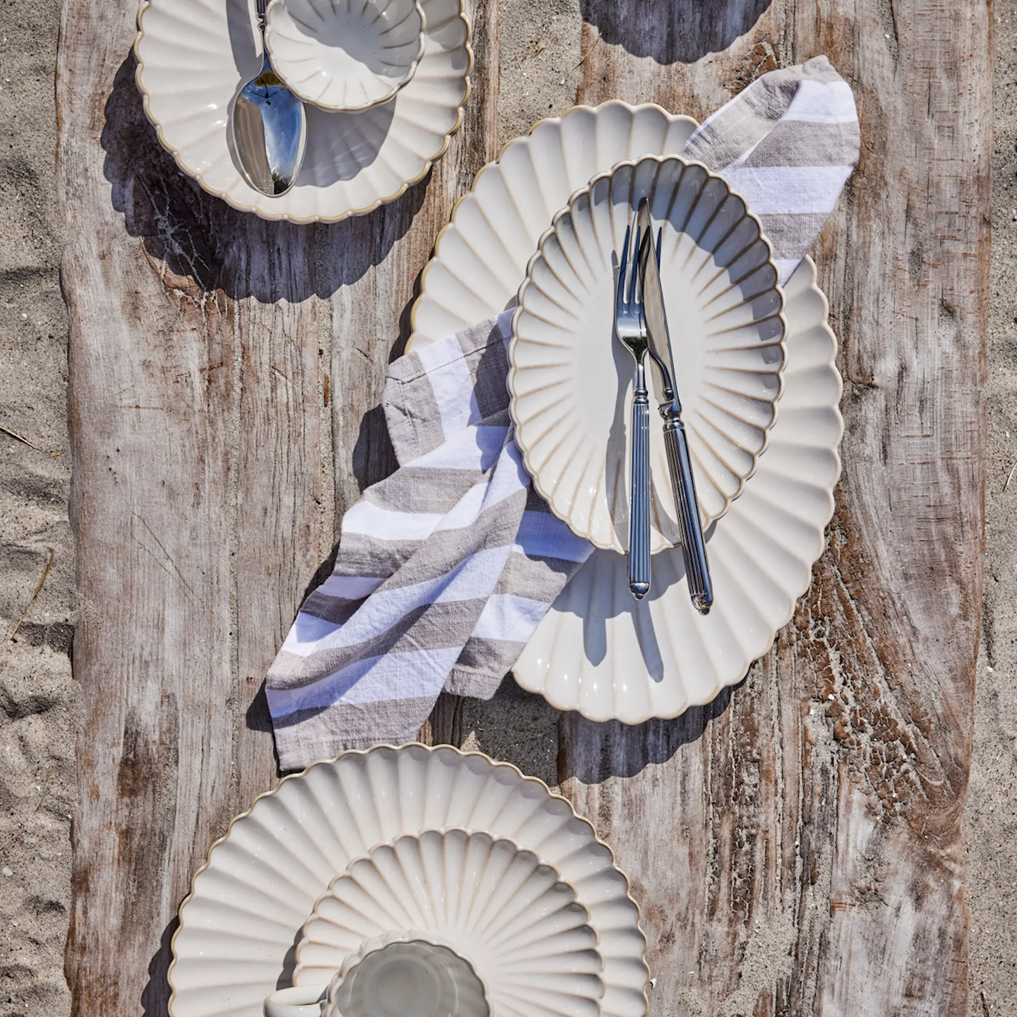 Lene Bjerre Camille serveringsfat 3,5x25,5 cm benvit
