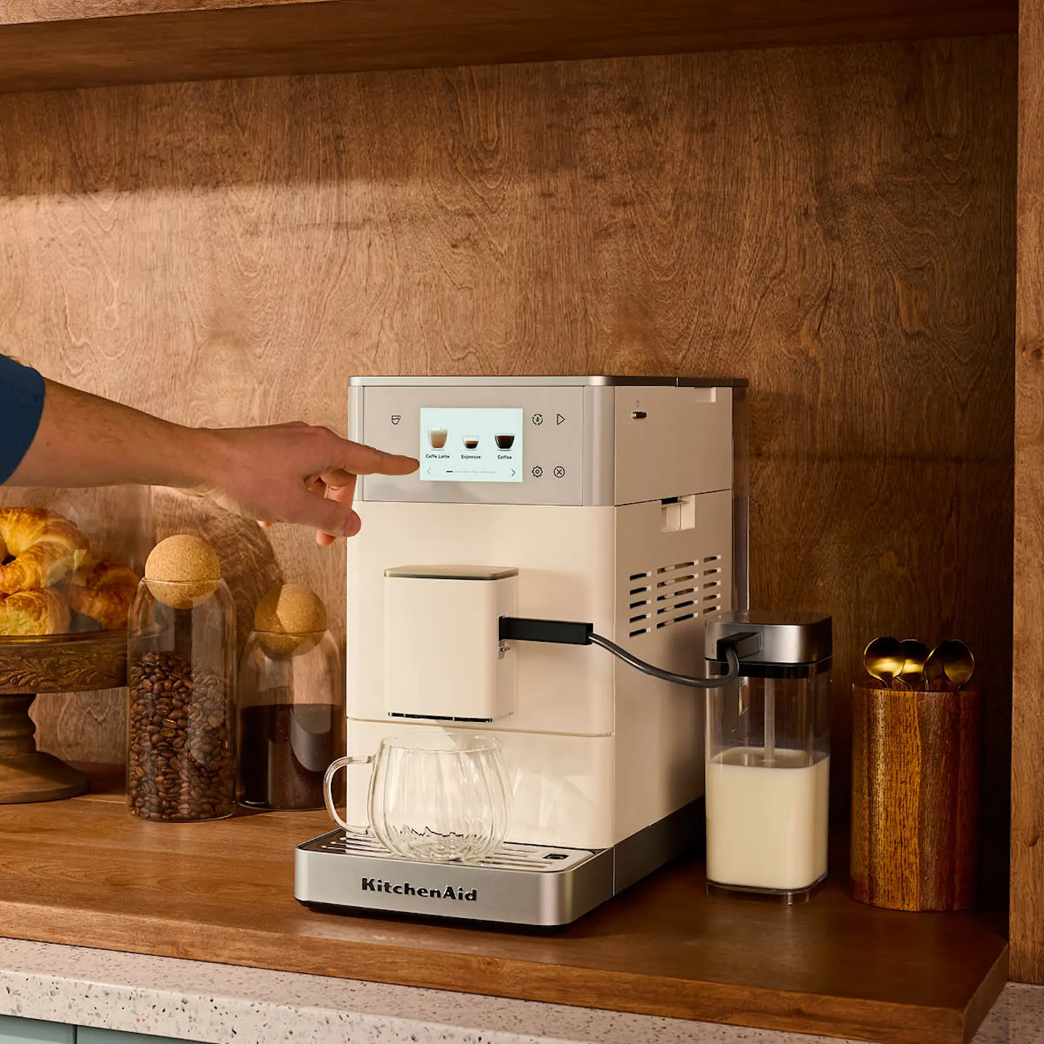 KitchenAid KitchenAid espressomaskin helautomatisk KF4 med iskaffe-funktion 5KES8454 porcelain