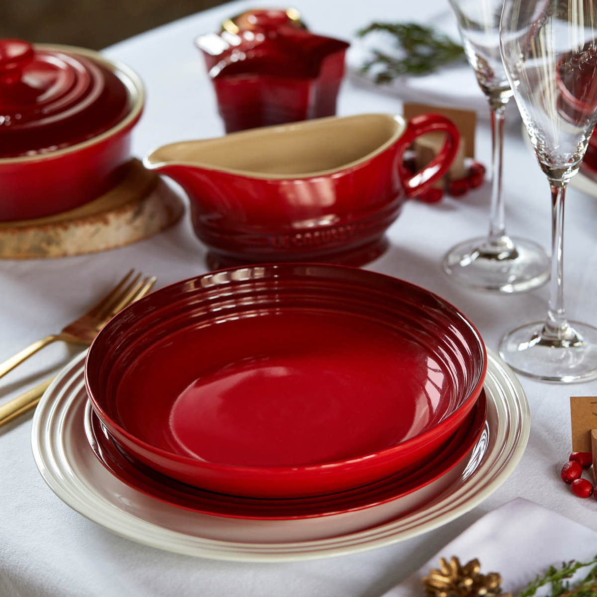 Le Creuset Signature pastatallerken 22 cm cerise