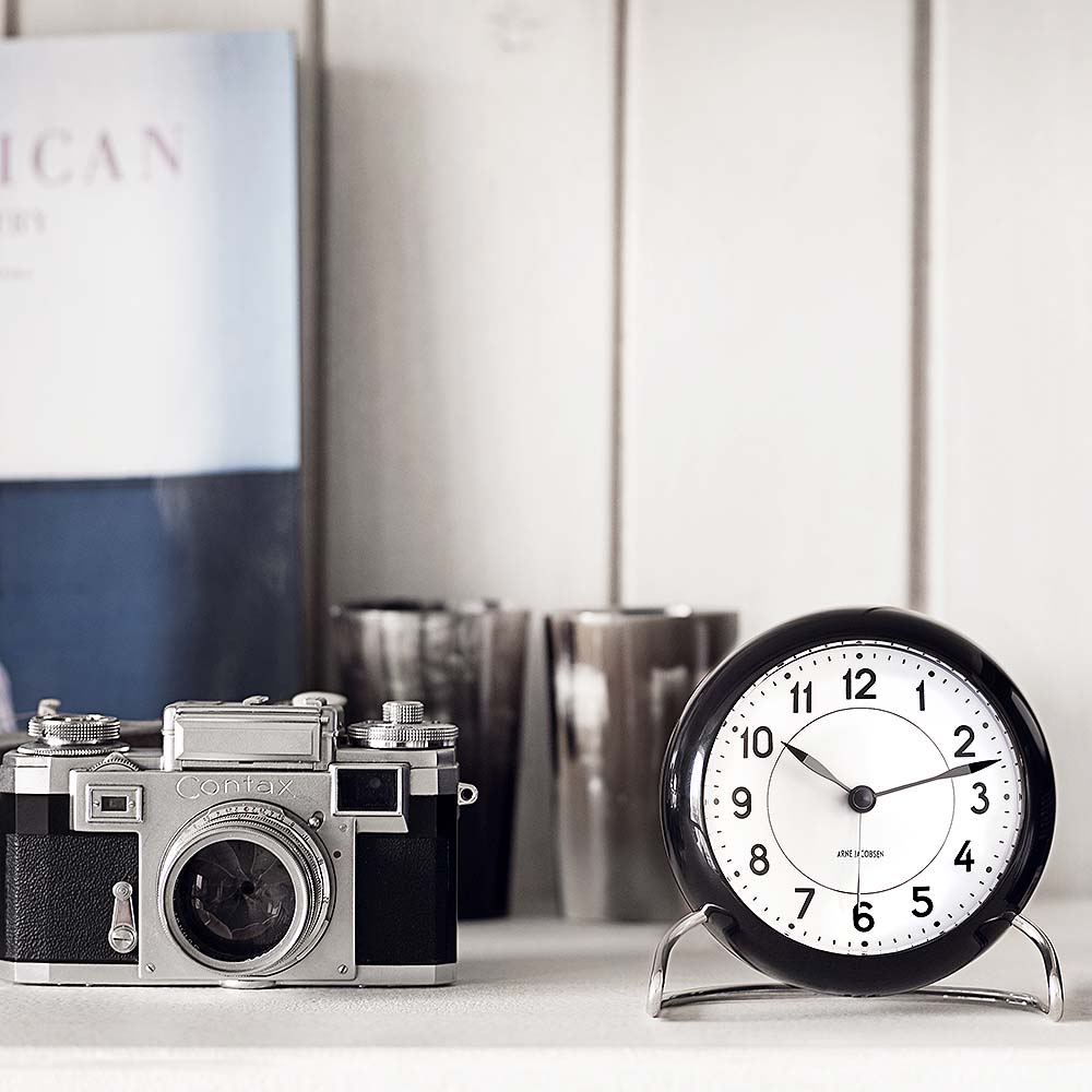 Arne Jacobsen Station bordur 11 cm svart/hvit