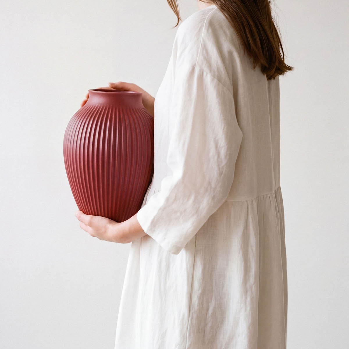 Knabstrup Keramik Knabstrup vas 27 cm ripple soft cherry red