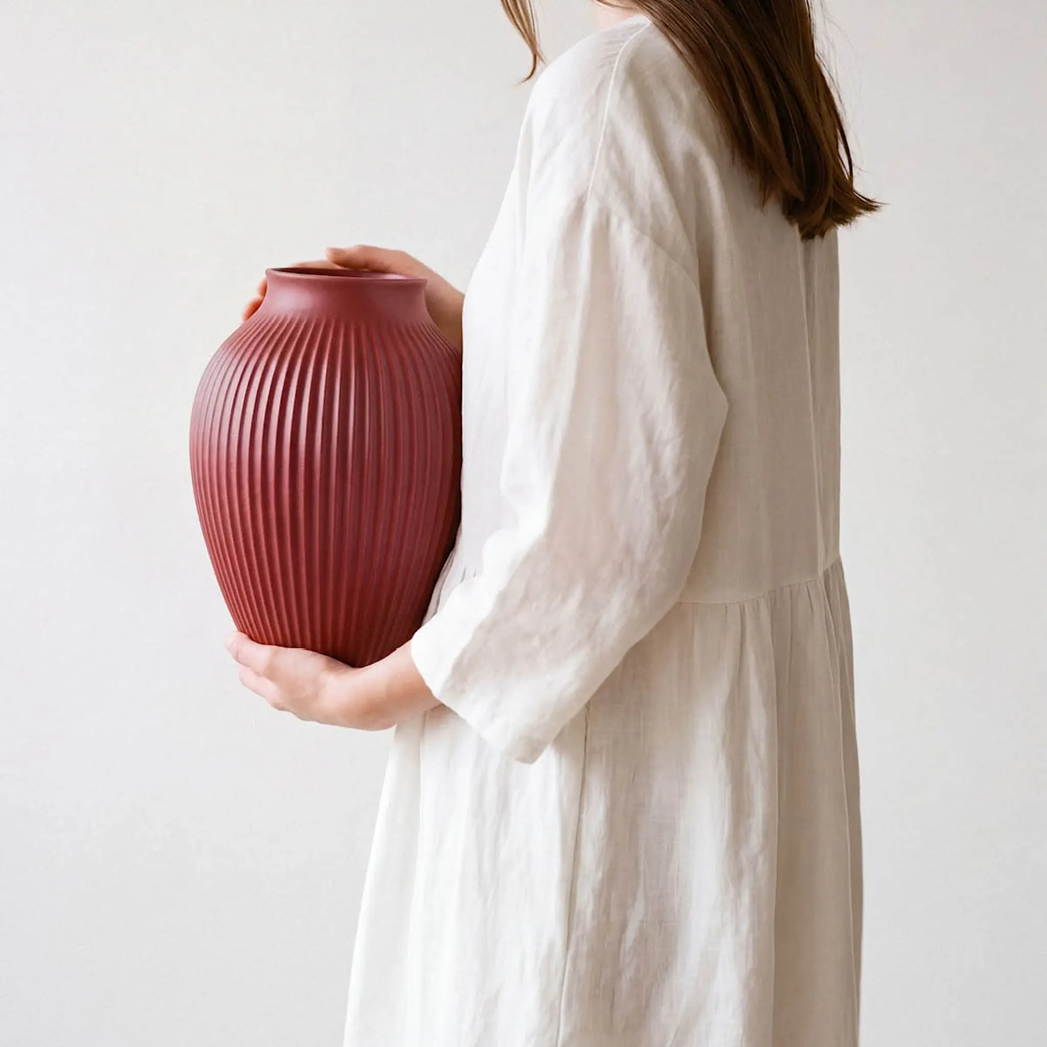 Knabstrup Keramik Knabstrup vas 27 cm ripple soft cherry red