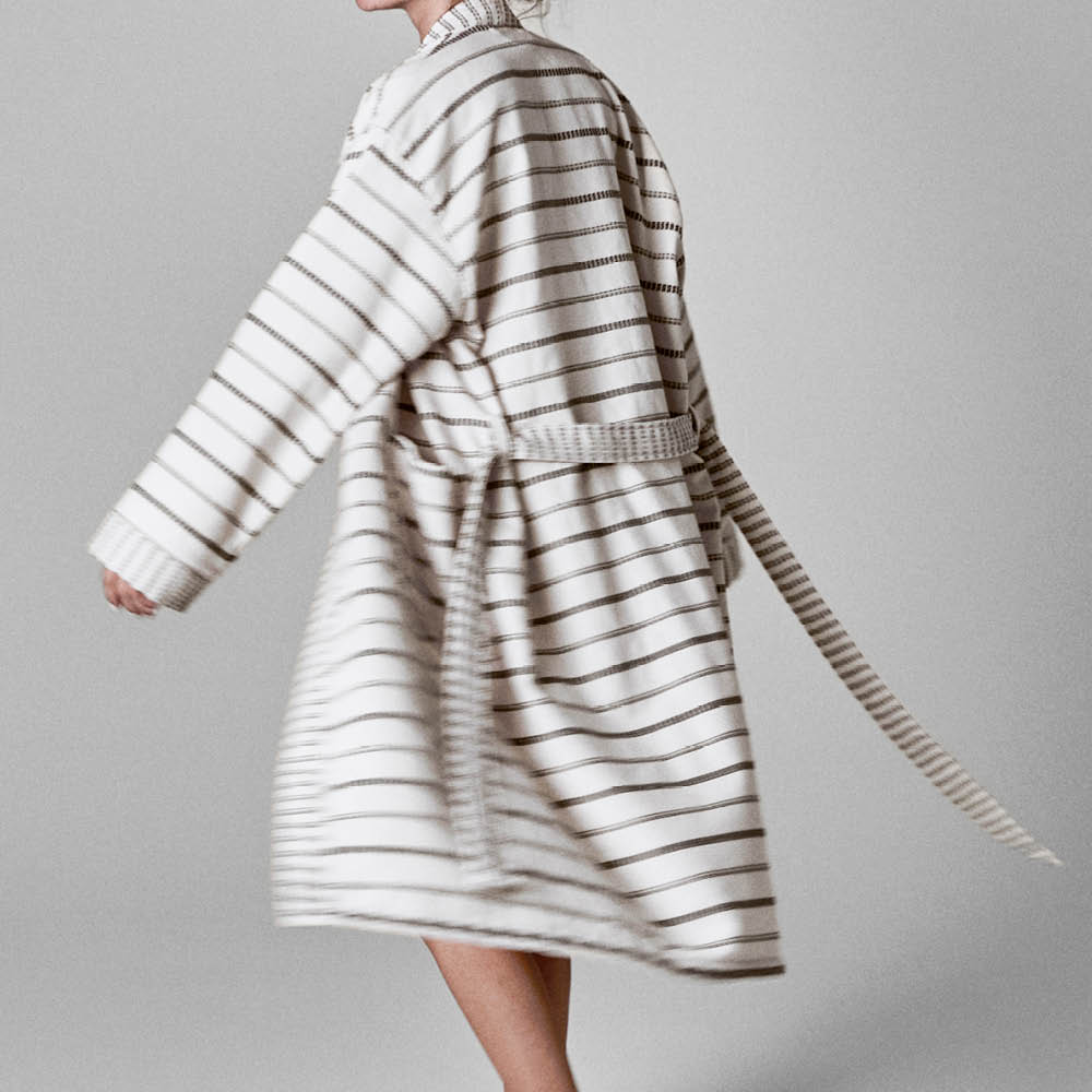 Meraki Badrock L/XL off-white och svart