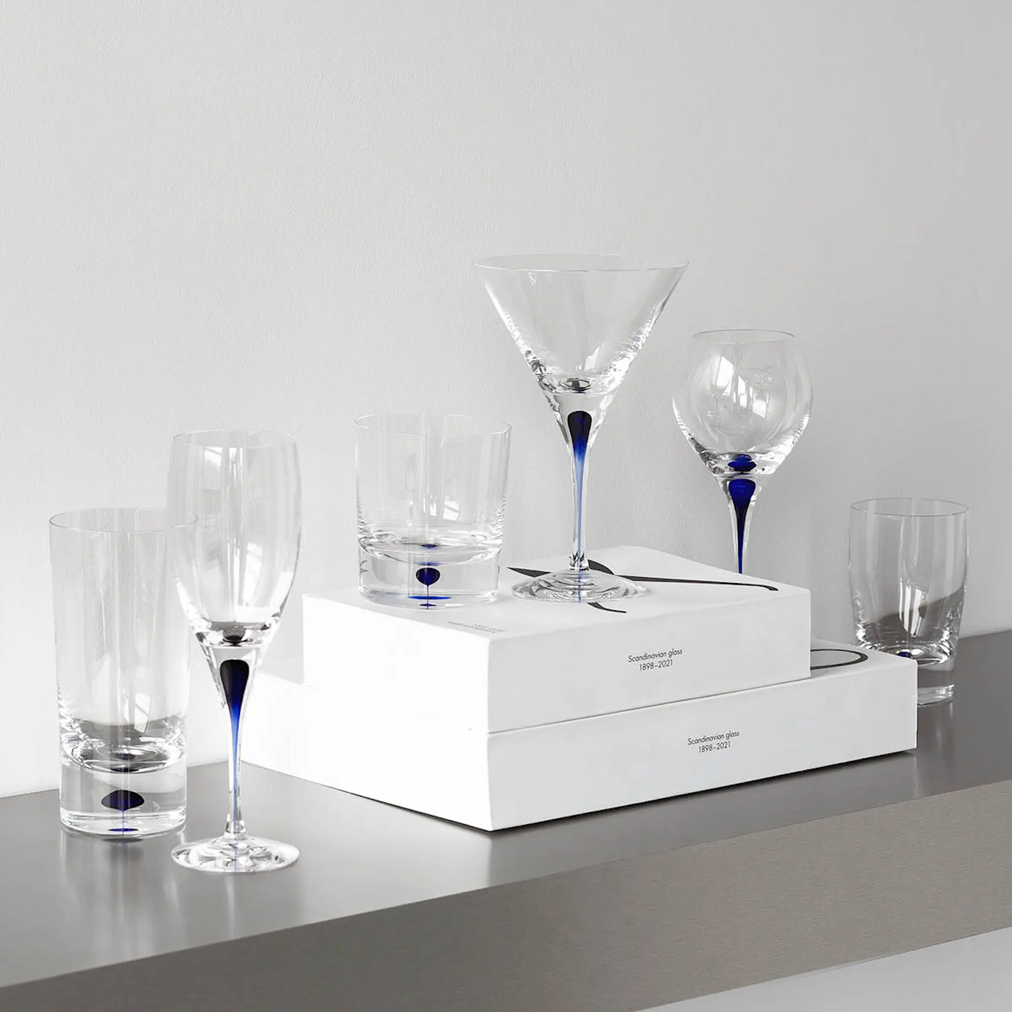 Orrefors Intermezzo Blå Martiniglas 25 cl