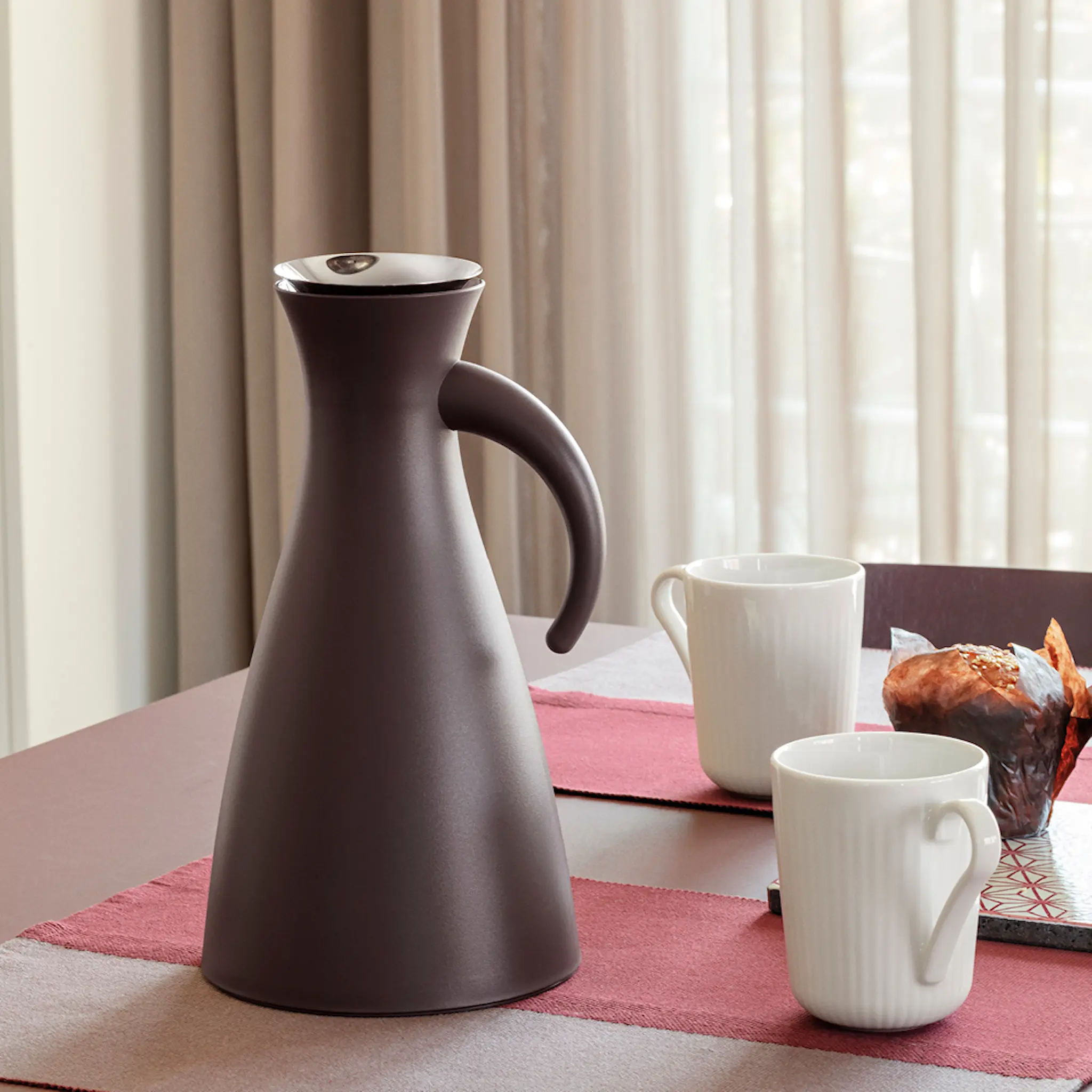 Eva Solo Termokanne 1L dark plum