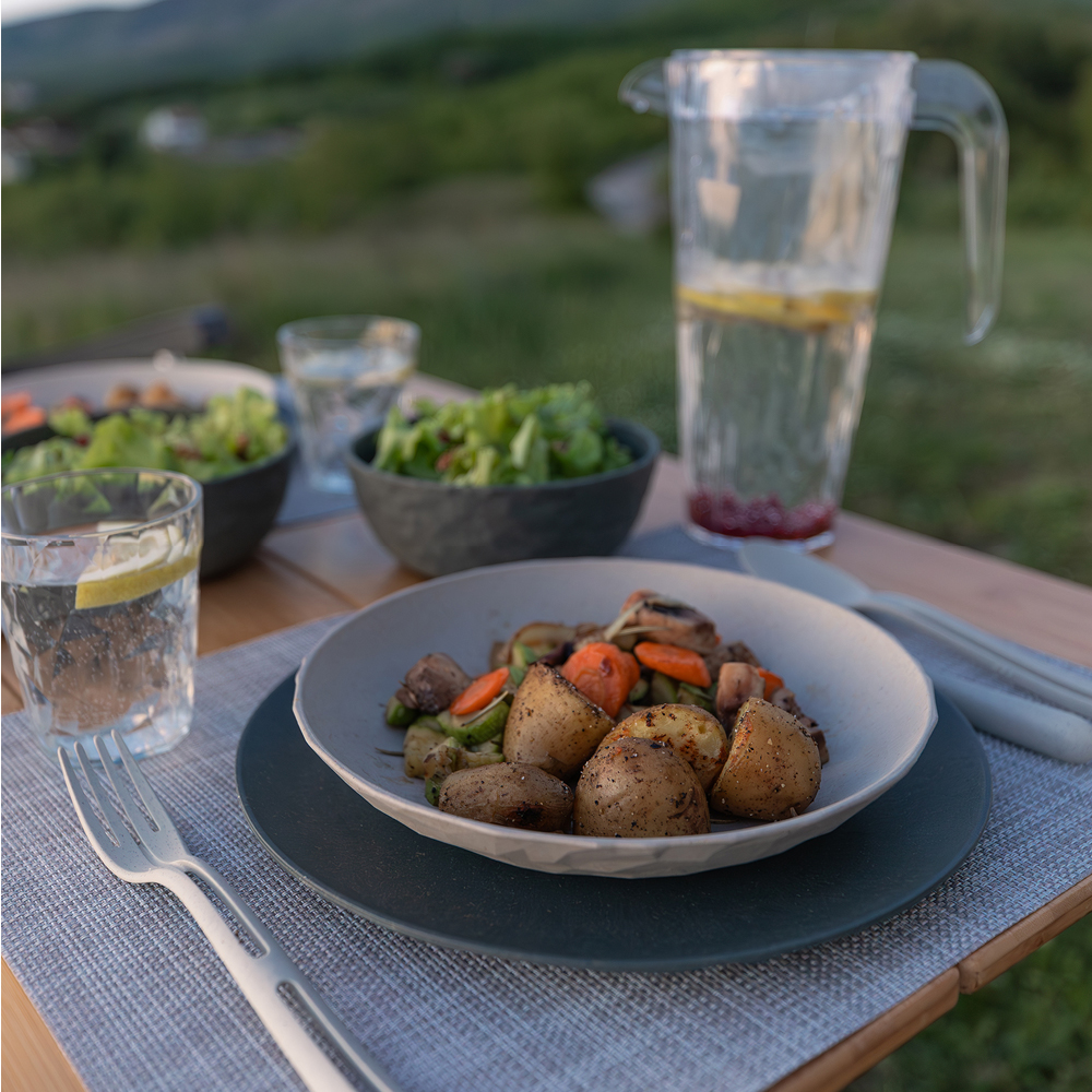 Koziol Club djup tallrik 22 cm 4-pack biocirkulär termoplast beige