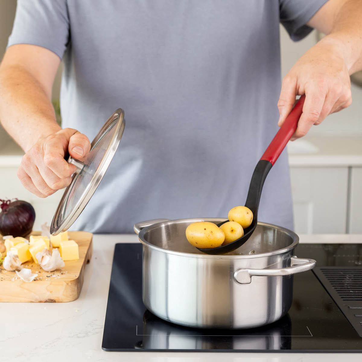 KitchenAid KitchenAid Classic hullsleiv 34 cm empire red