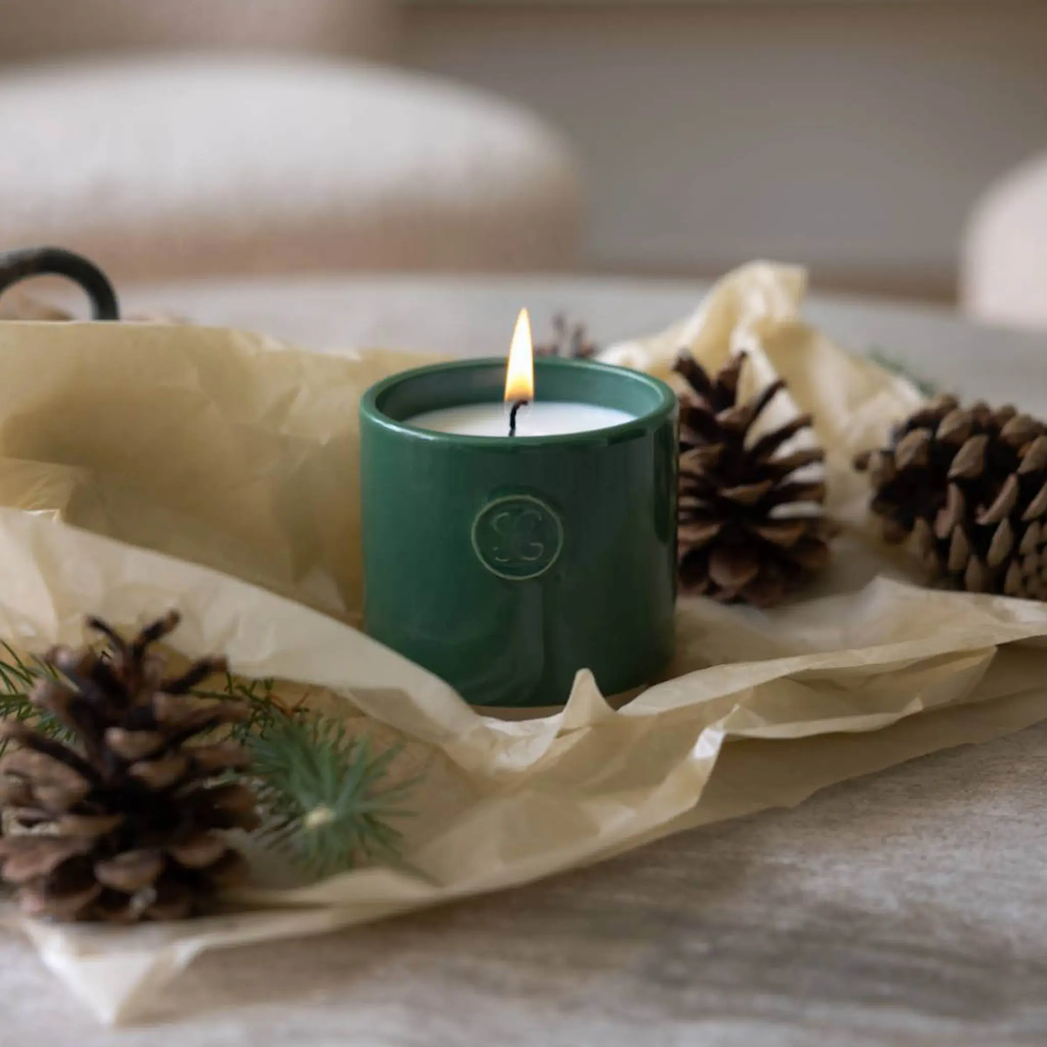 Liljeholmens Duftlys "Irma" 7,9 cm grønn