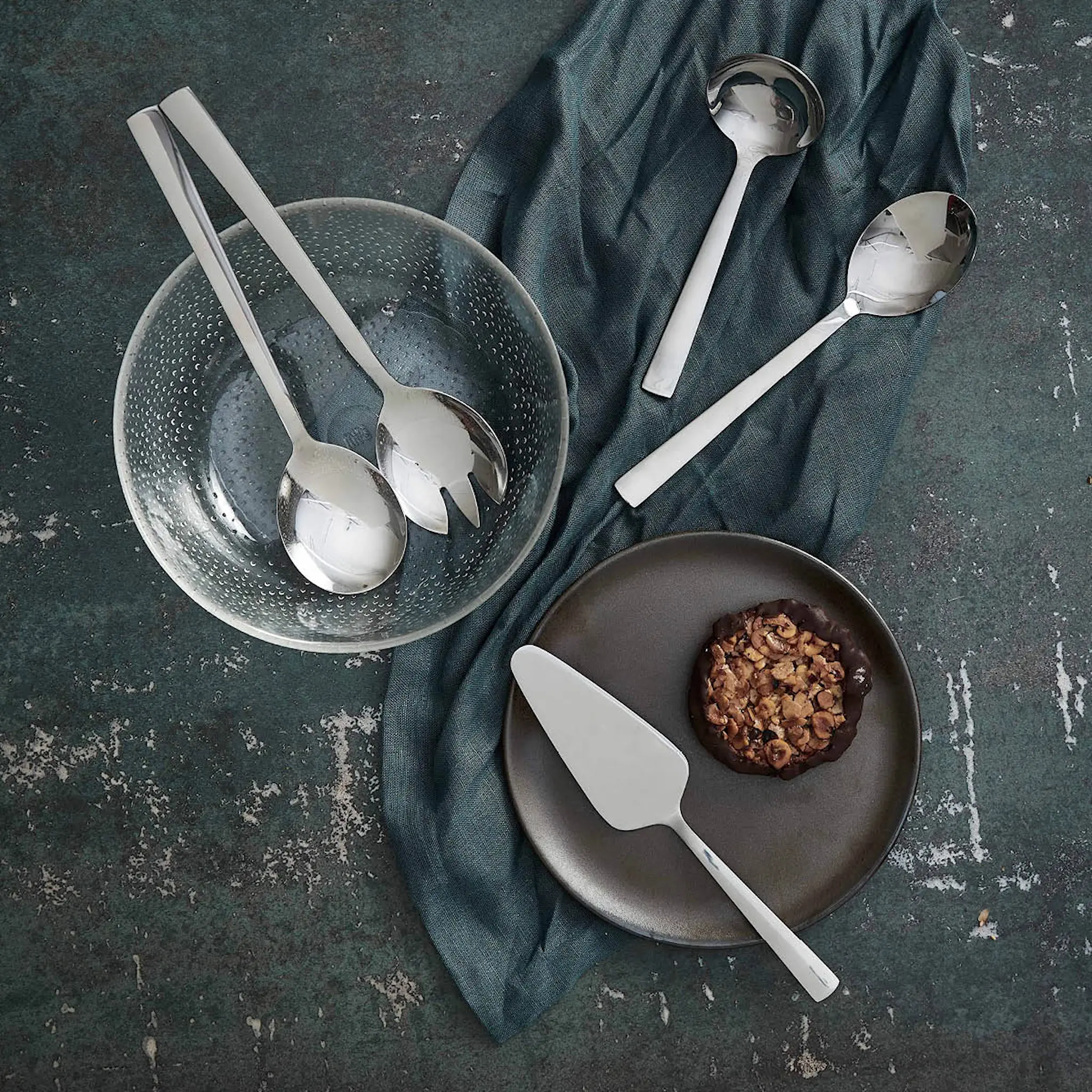 Aida RAW bestickset 65 delar mirror polish