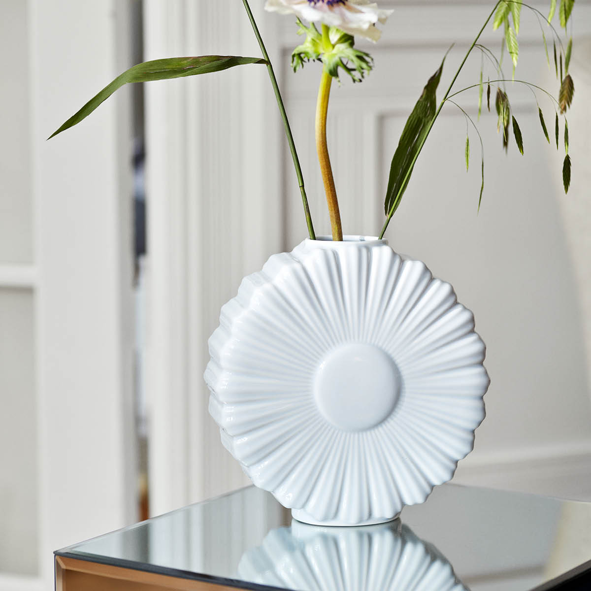 Lyngby Porcelæn Flower vas prästkrage 21 cm vit