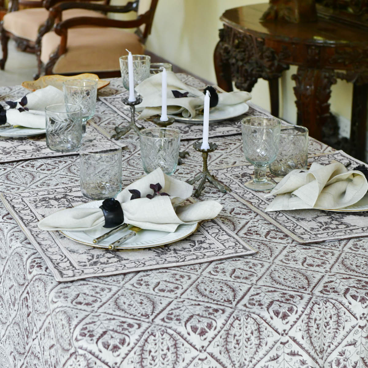 Chamois Jaipur linneduk 150x350 cm brun