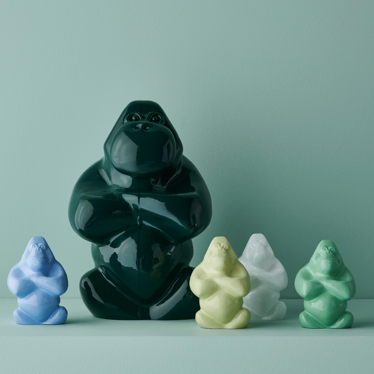 Kosta Boda Gabba Gabba Hey 30,5 cm mørkegrønn