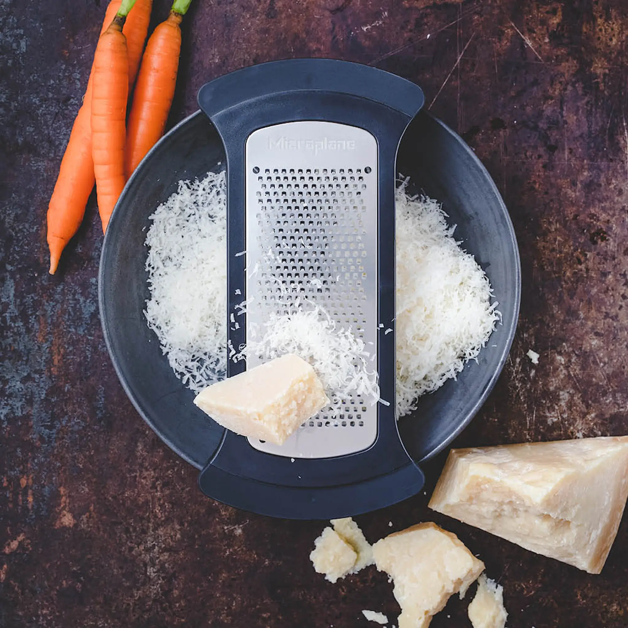 Microplane Bowl Grater rivjärn för skål fint svart