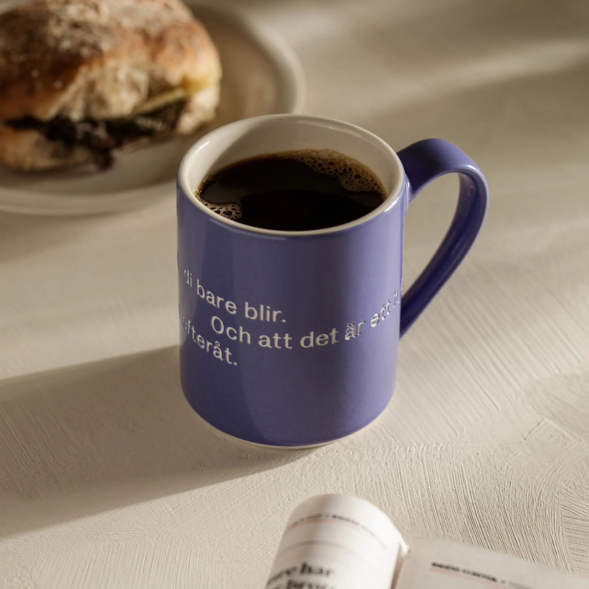 Design House Stockholm Astrid Lindgren Mugg Blå Hyss hittar man inte på