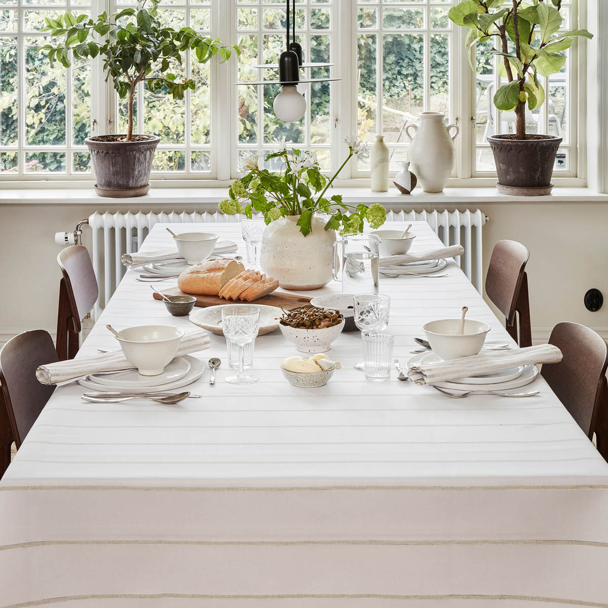 Ekelund Tvärs Bordsduk 150x250 cm Beige