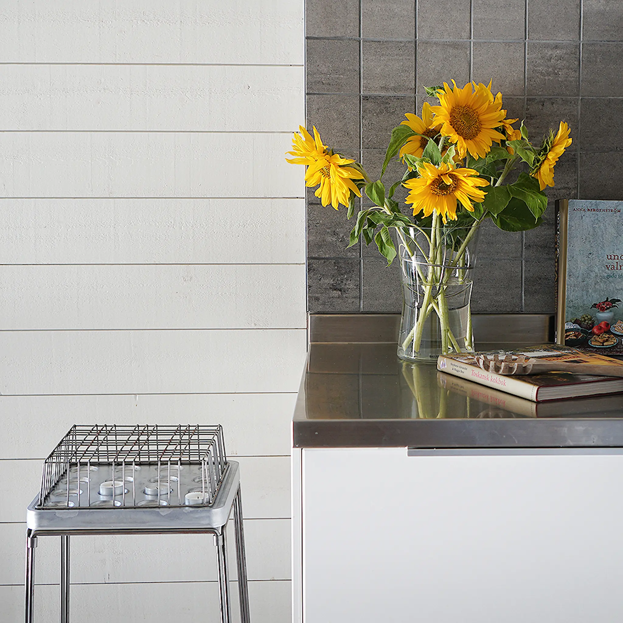 Born in Sweden Galler till Stumpastaken Original Kolstål