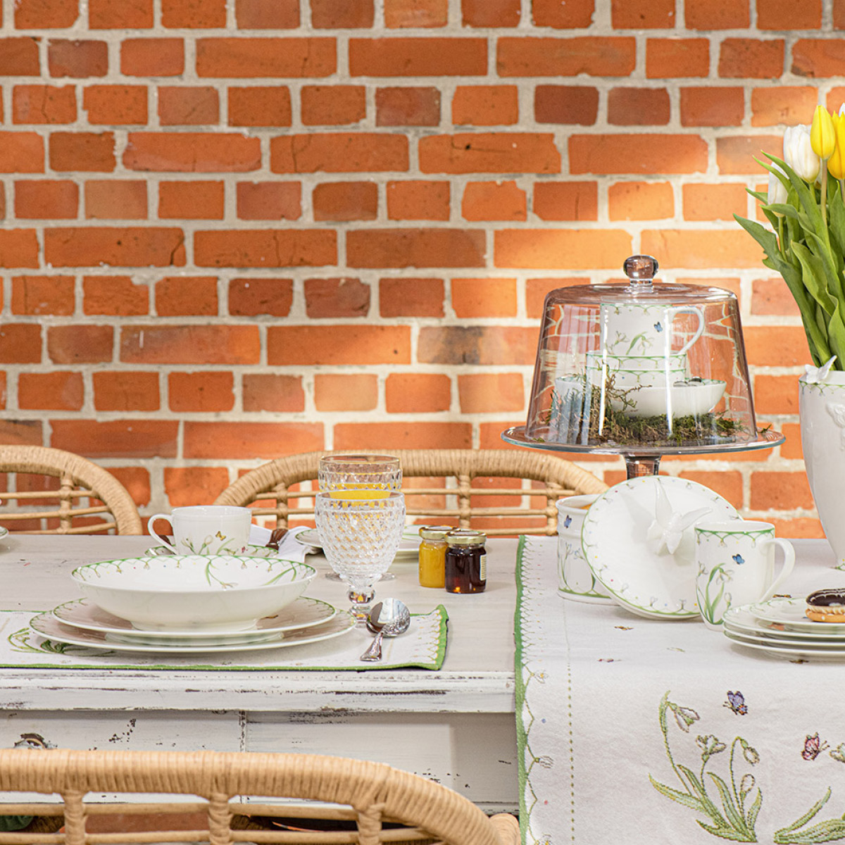 Villeroy & Boch Colourful Spring bordstablett 32x48 cm