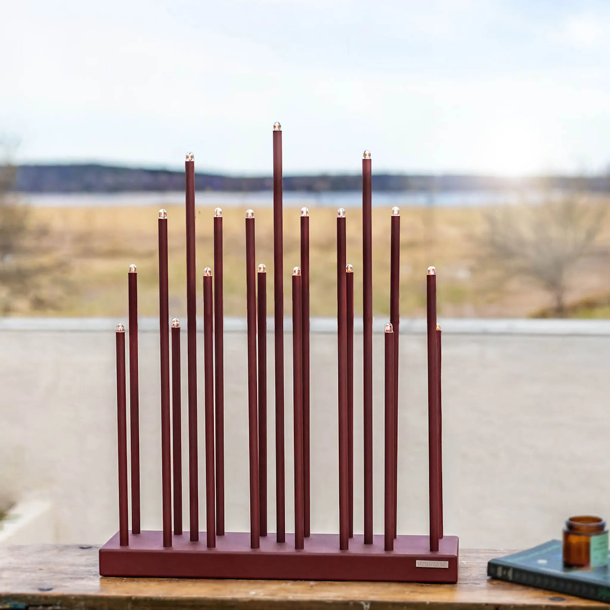 Smak Design Elflugan Ljusstake Grande 50x12,5 cm oxidröd