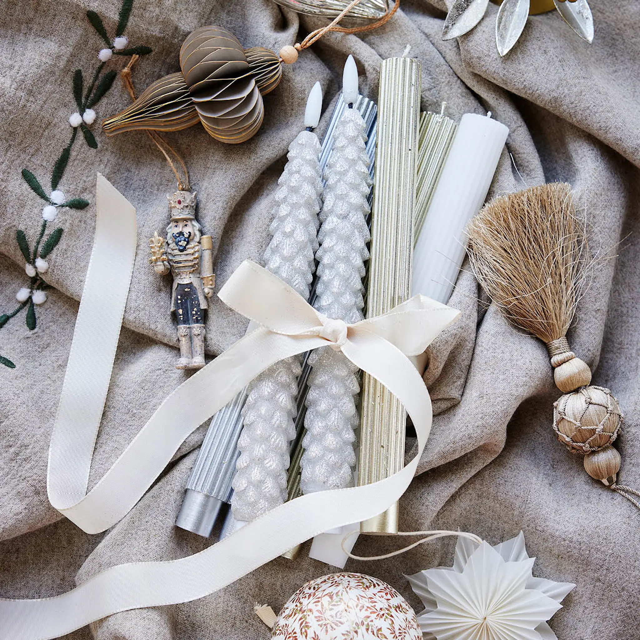 Lene Bjerre Livissia Kruunukynttilä 24,5 cm 2 kpl Hopea