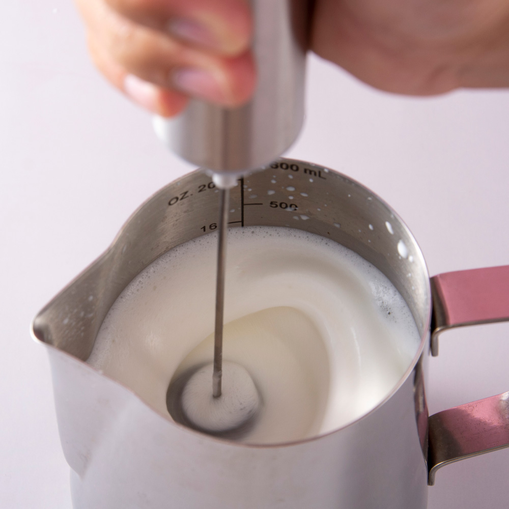 Modern House Lundi melkeskummer batteridrevet blank