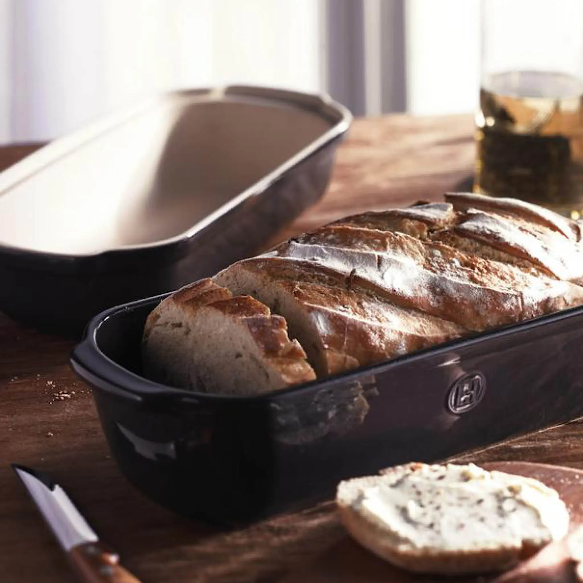 Emile Henry Brödform rektangulär 4,5 L svart