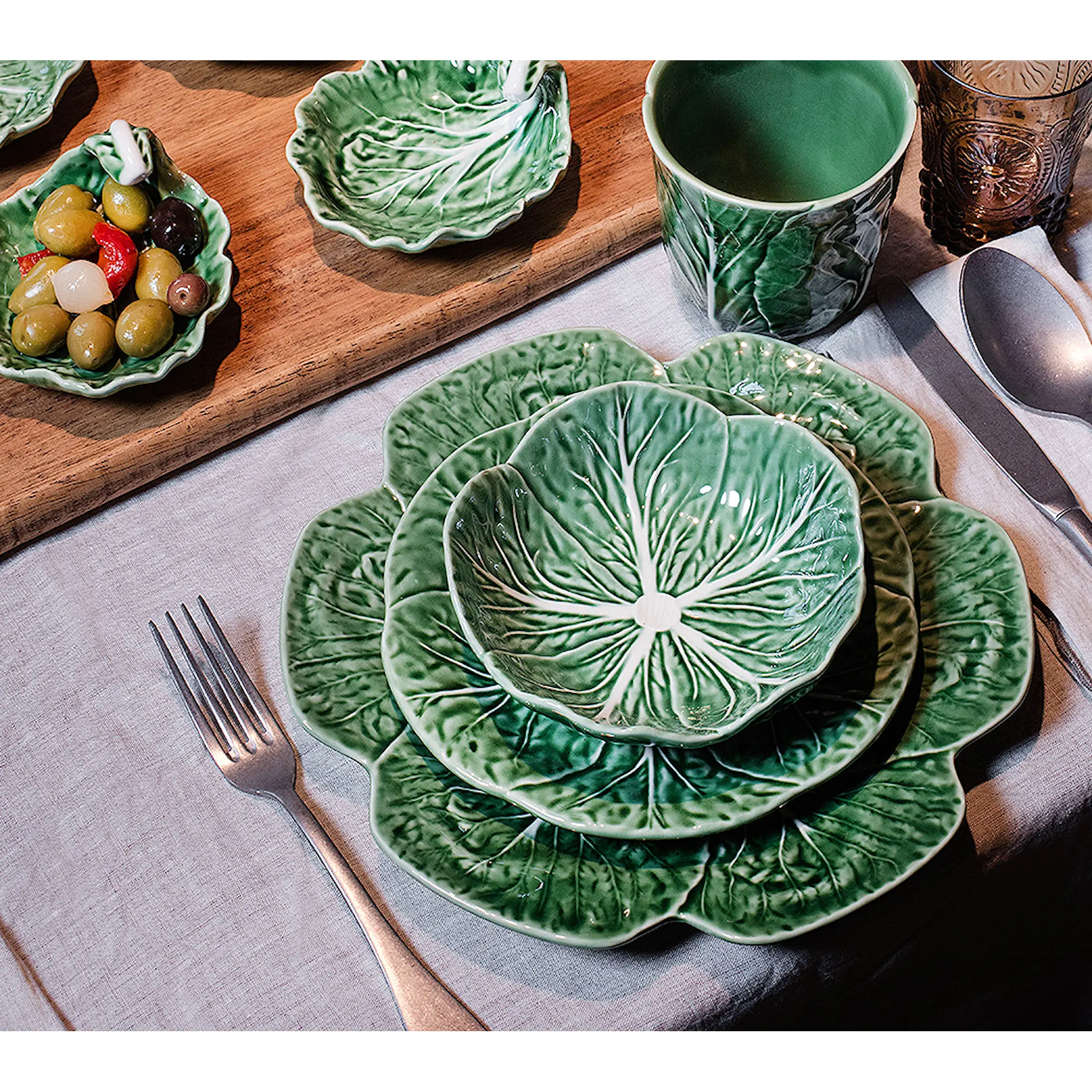 Bordallo Pinheiro Cabbage Skål Kålblad 15 cm Grön