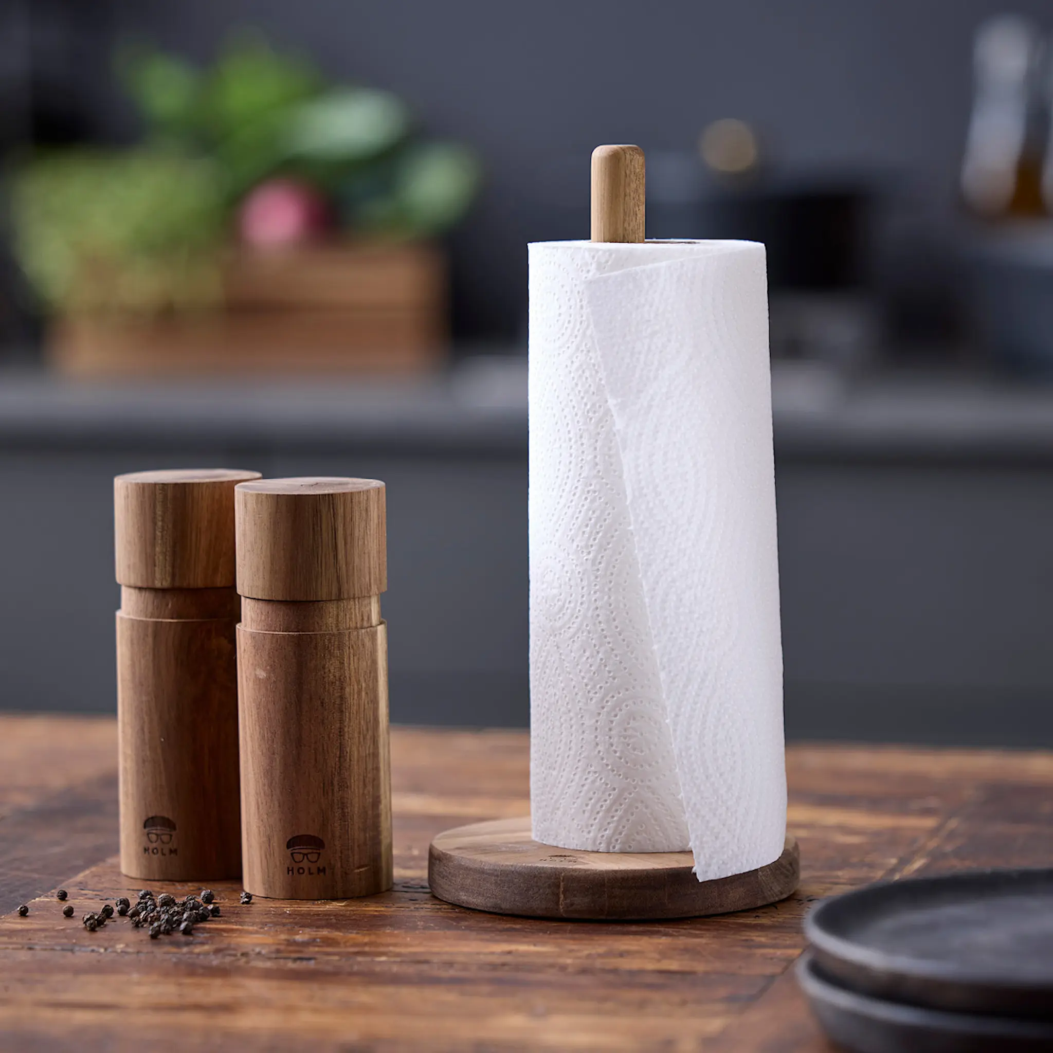 Holm Hushållspappershållare 28 cm akaciaträ