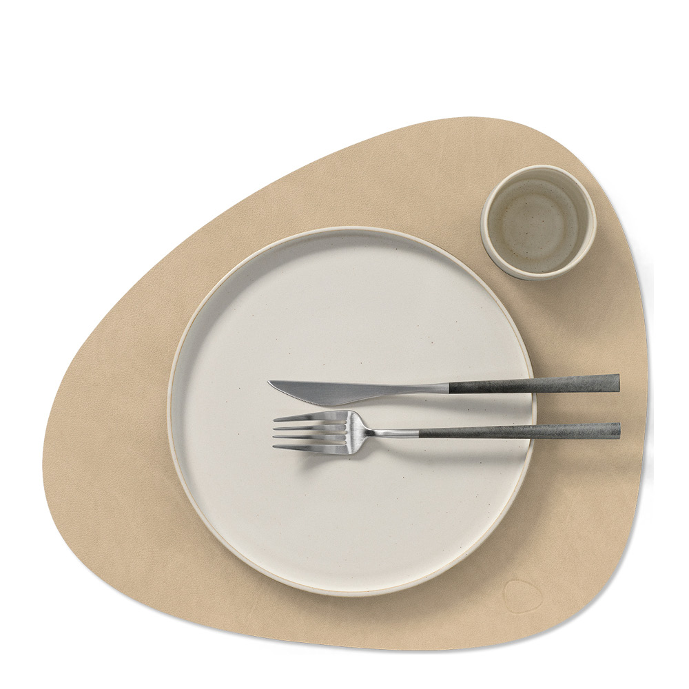 LIND DNA Nupo Curve Tablett 37x44 cm Sand