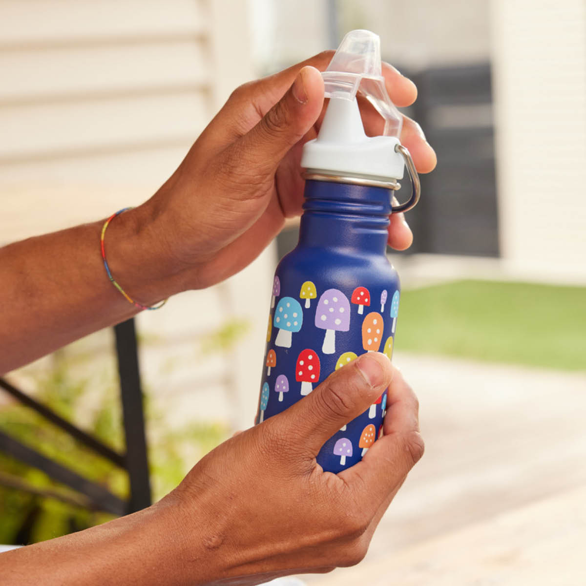 Klean Kanteen Kid Classic Narrow flaska 0,35 L med piplock Mushrooms