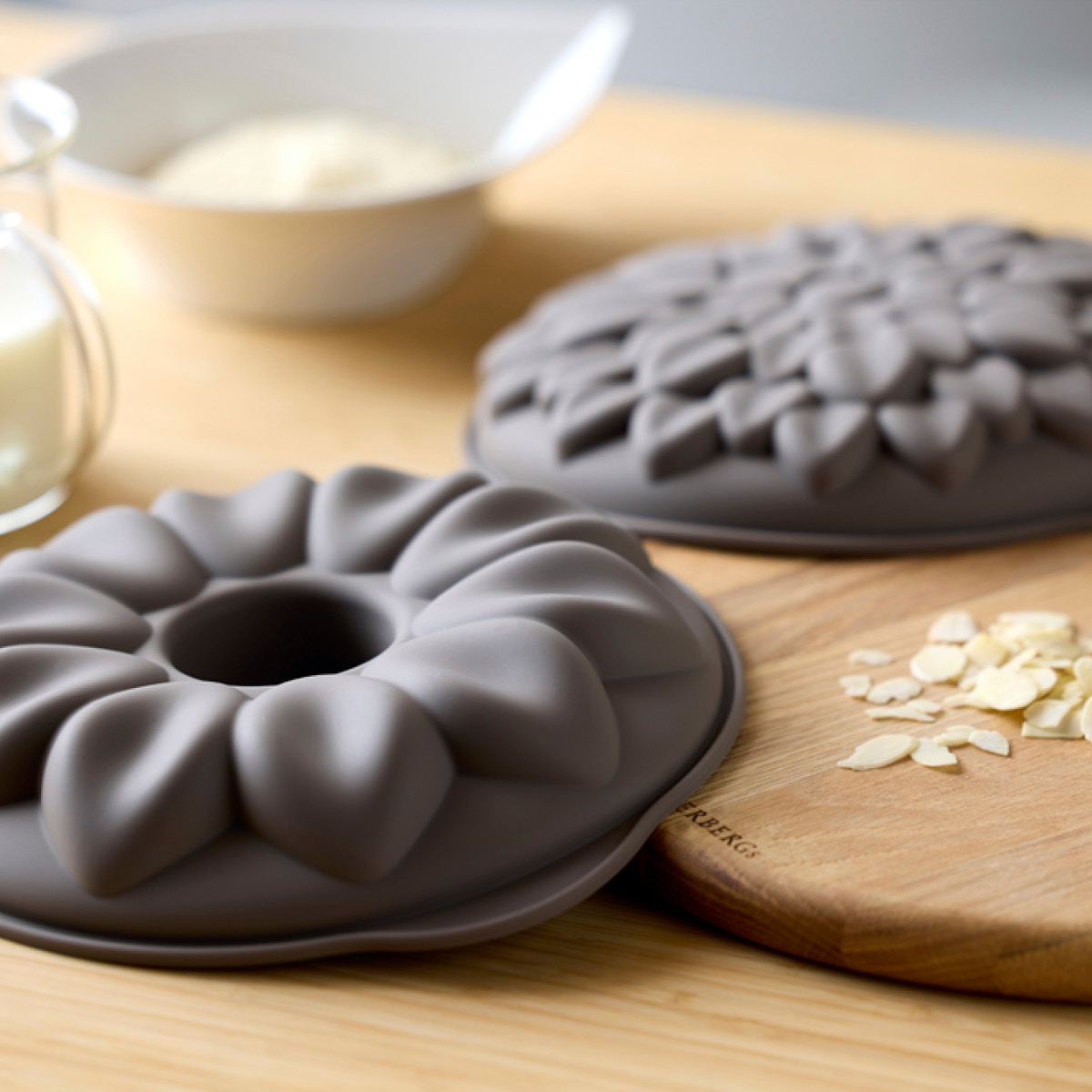 Blomsterberg Mousseform Blomma Silikon 20x3,8 cm Latte