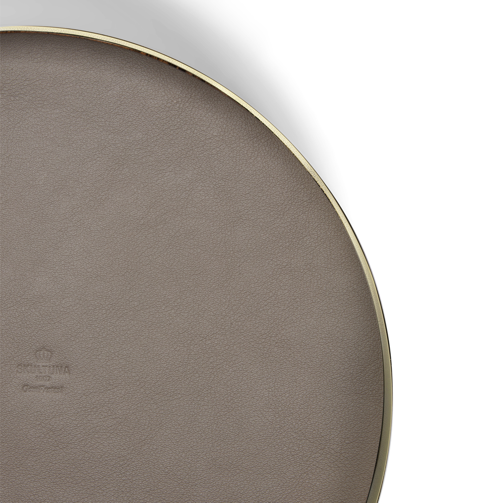 Skultuna Karui brett medium 24 cm messing/taupe grey