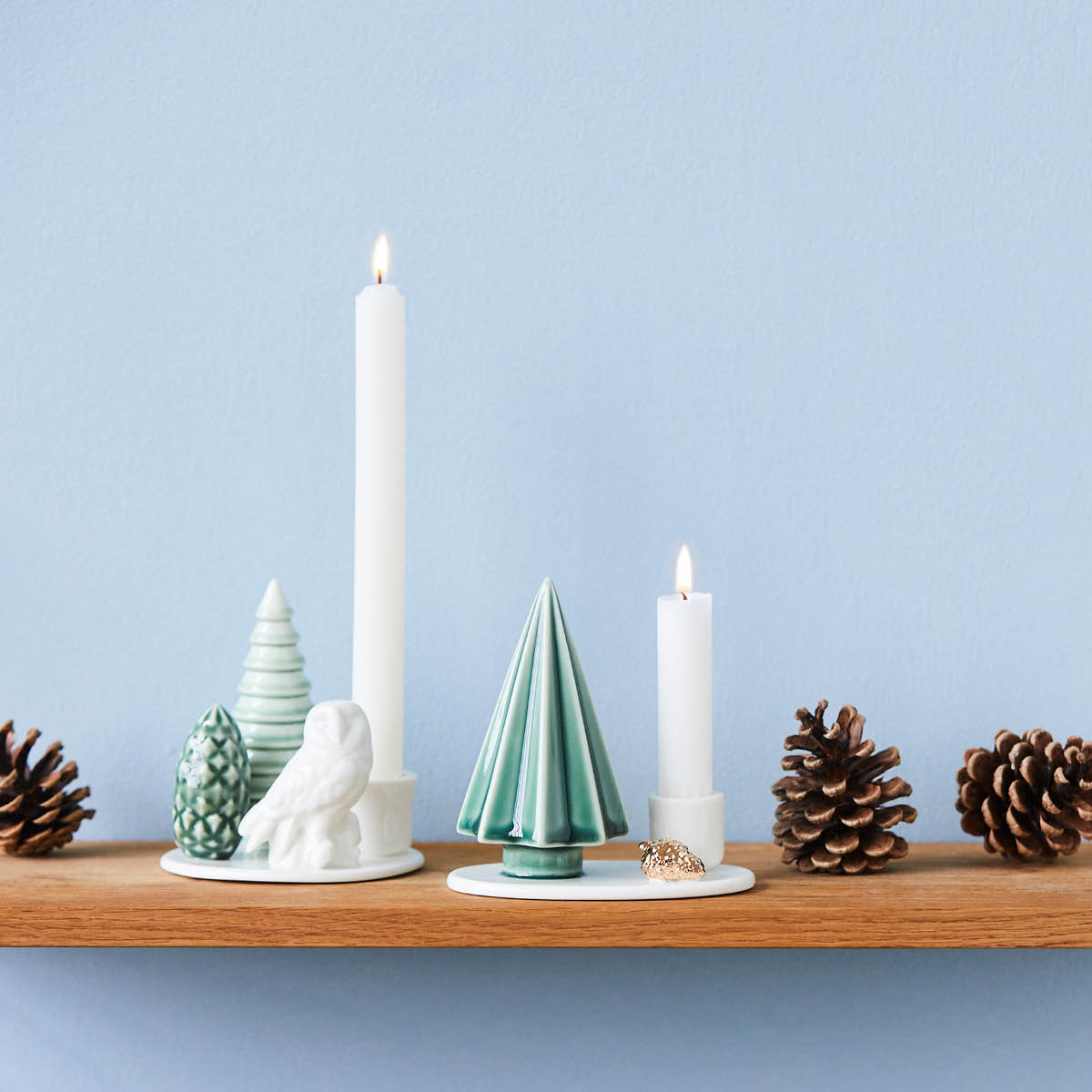 Dottir Winter Stories lysestake 12,5 cm tree