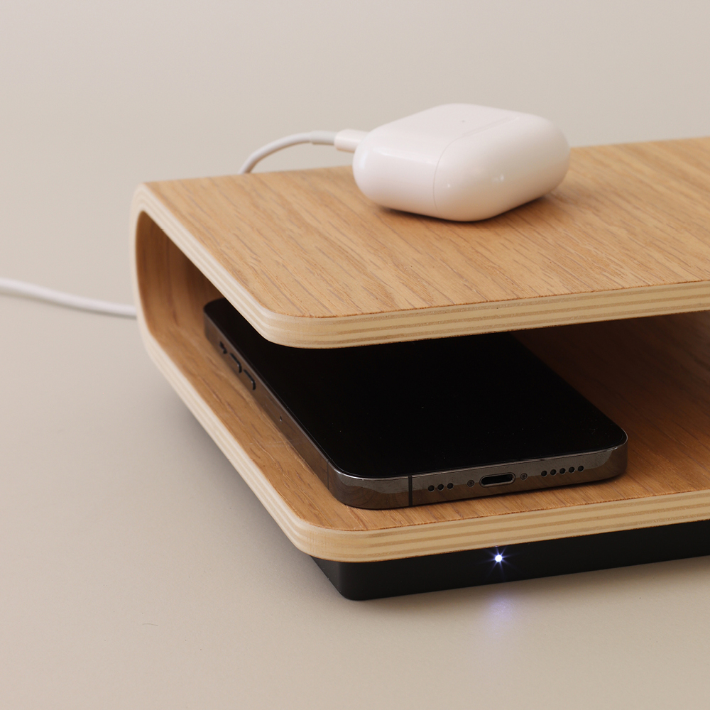 Stelton Ro trådlös laddare 65W ek