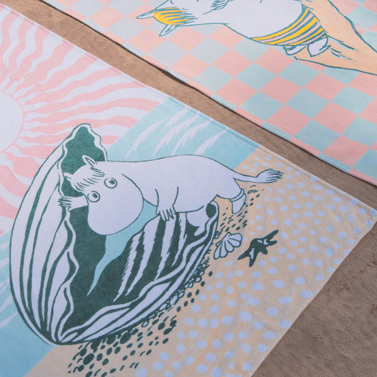 Moomin Arabia Mumin strandhandduk 93x150 cm En dag på stranden