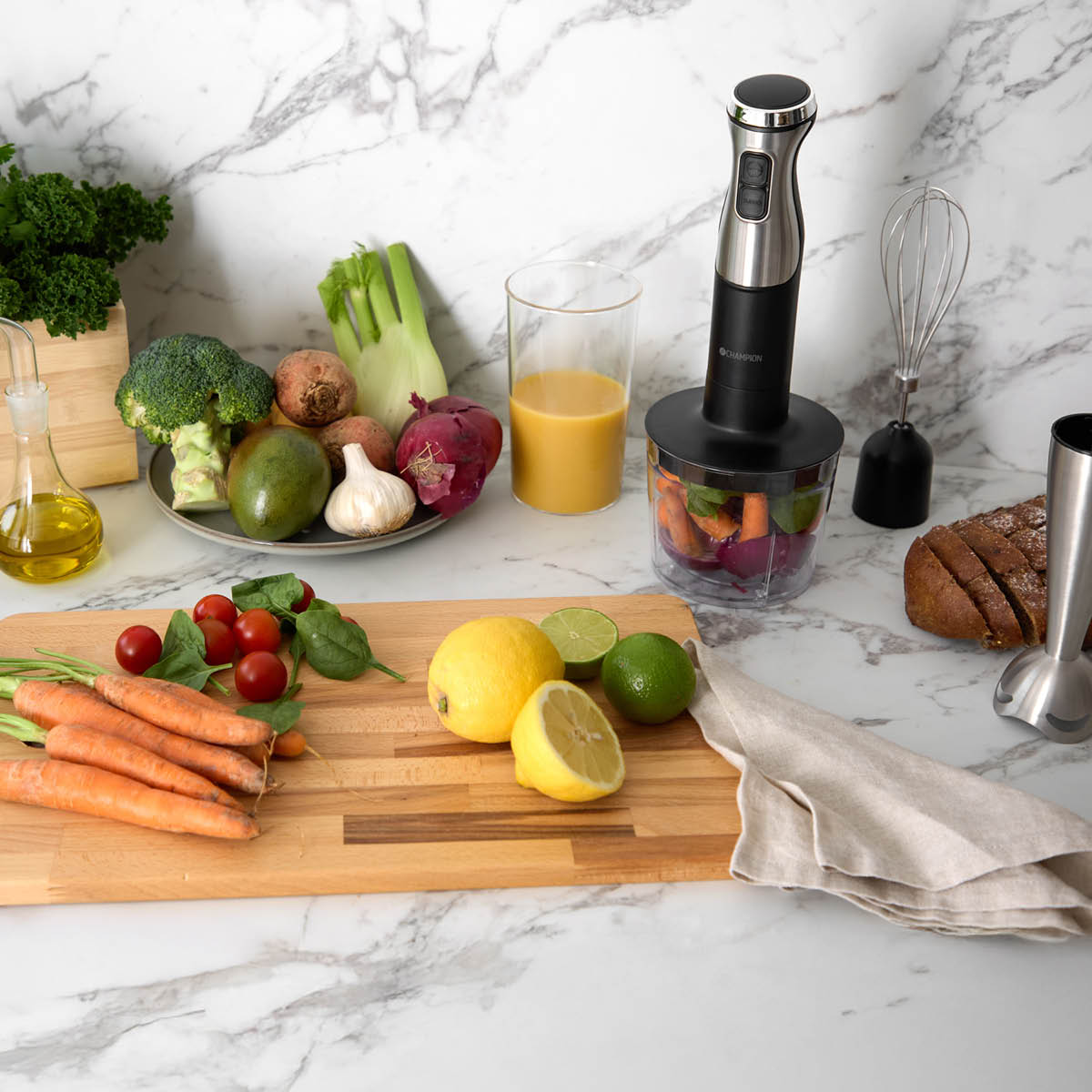 CHAMPION Multikit stavmixer med tillbehör STM600 1000W rostfritt stål/svart