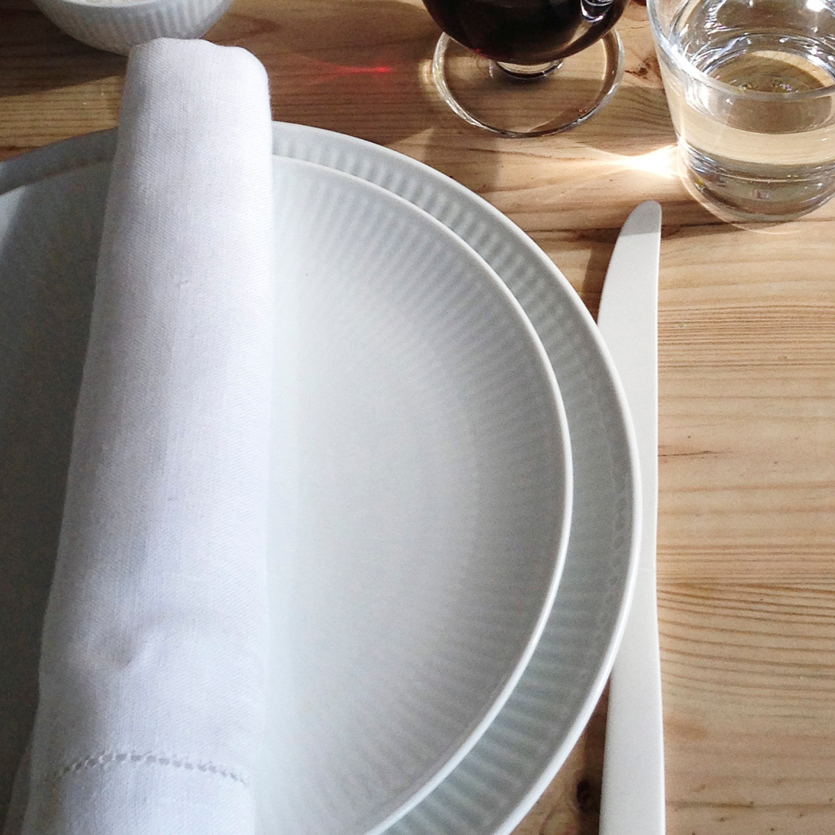 Royal Copenhagen White Fluted tallrik coupe 27 cm